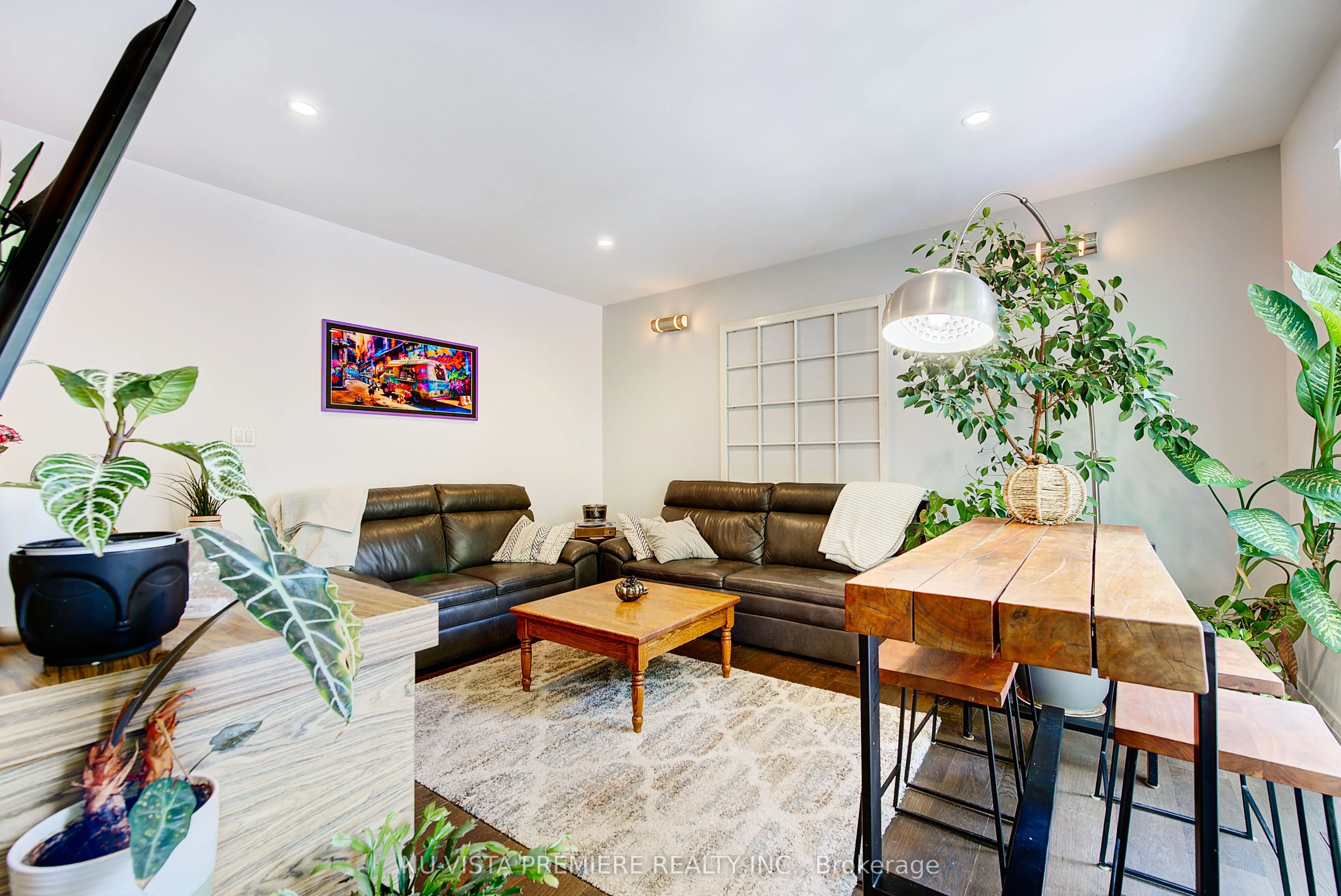 433 Hyde Park Road, #16