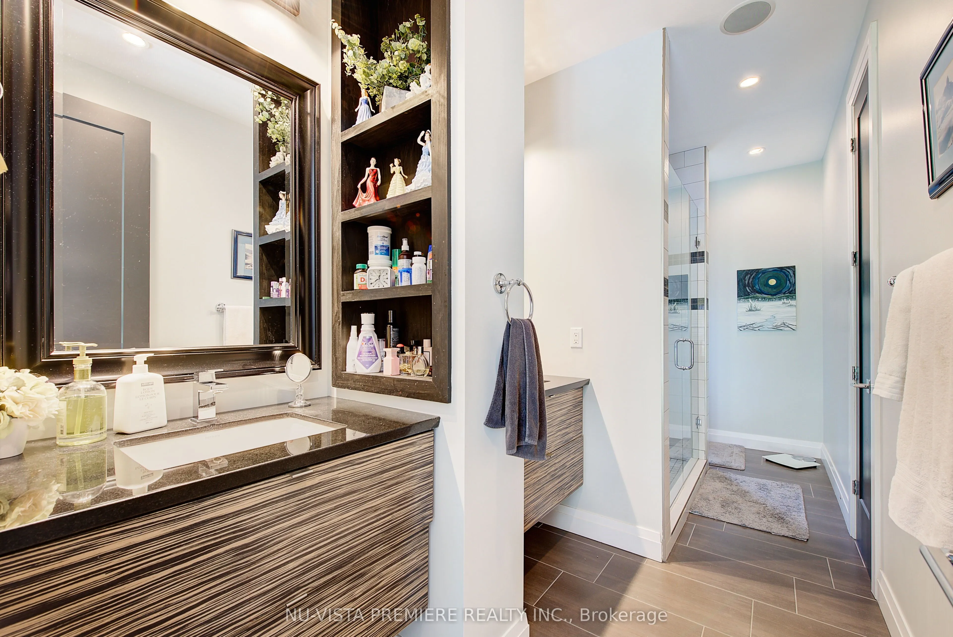 433 Hyde Park Road, #16