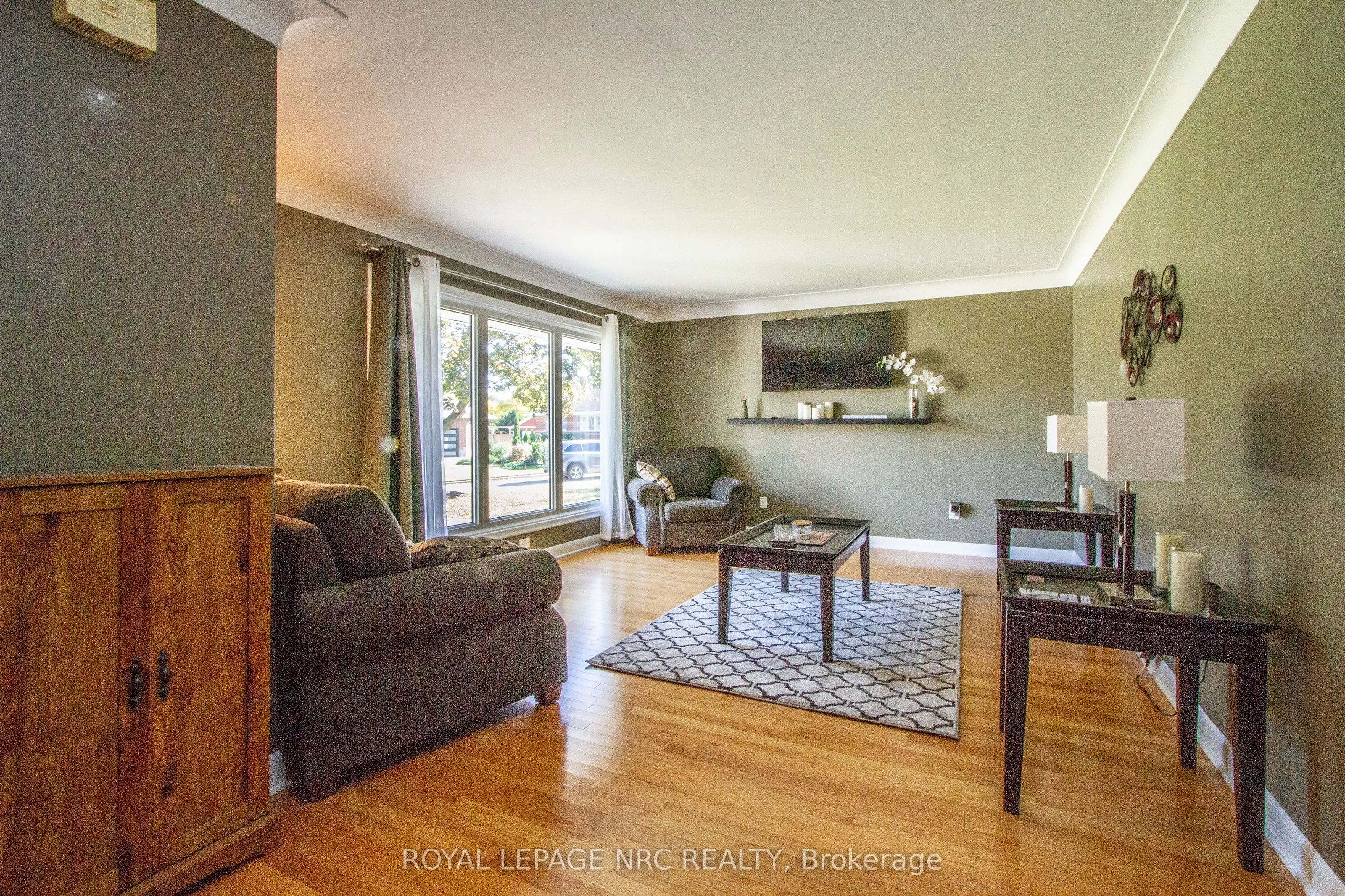 3639 Glenwood Place