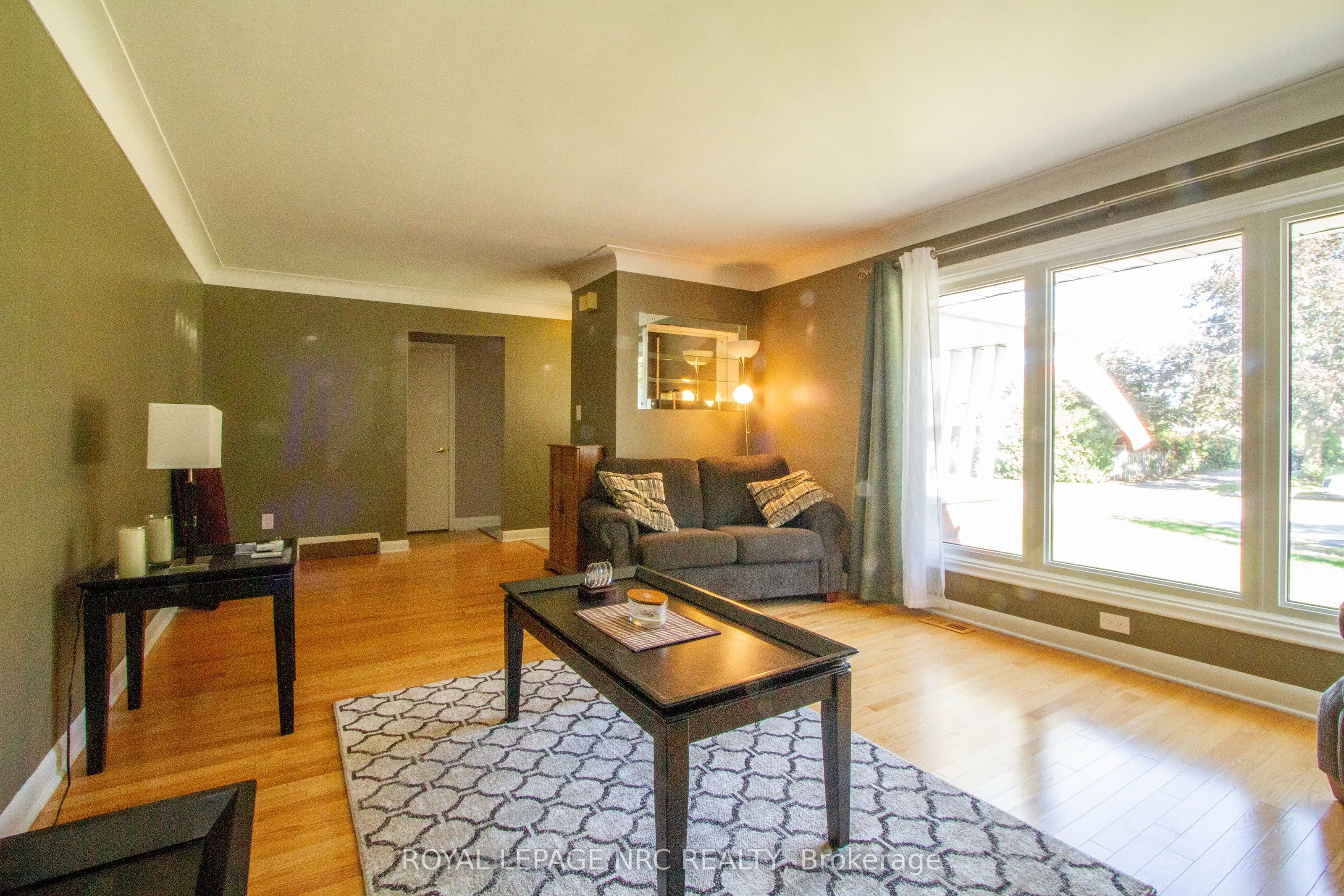 3639 Glenwood Place