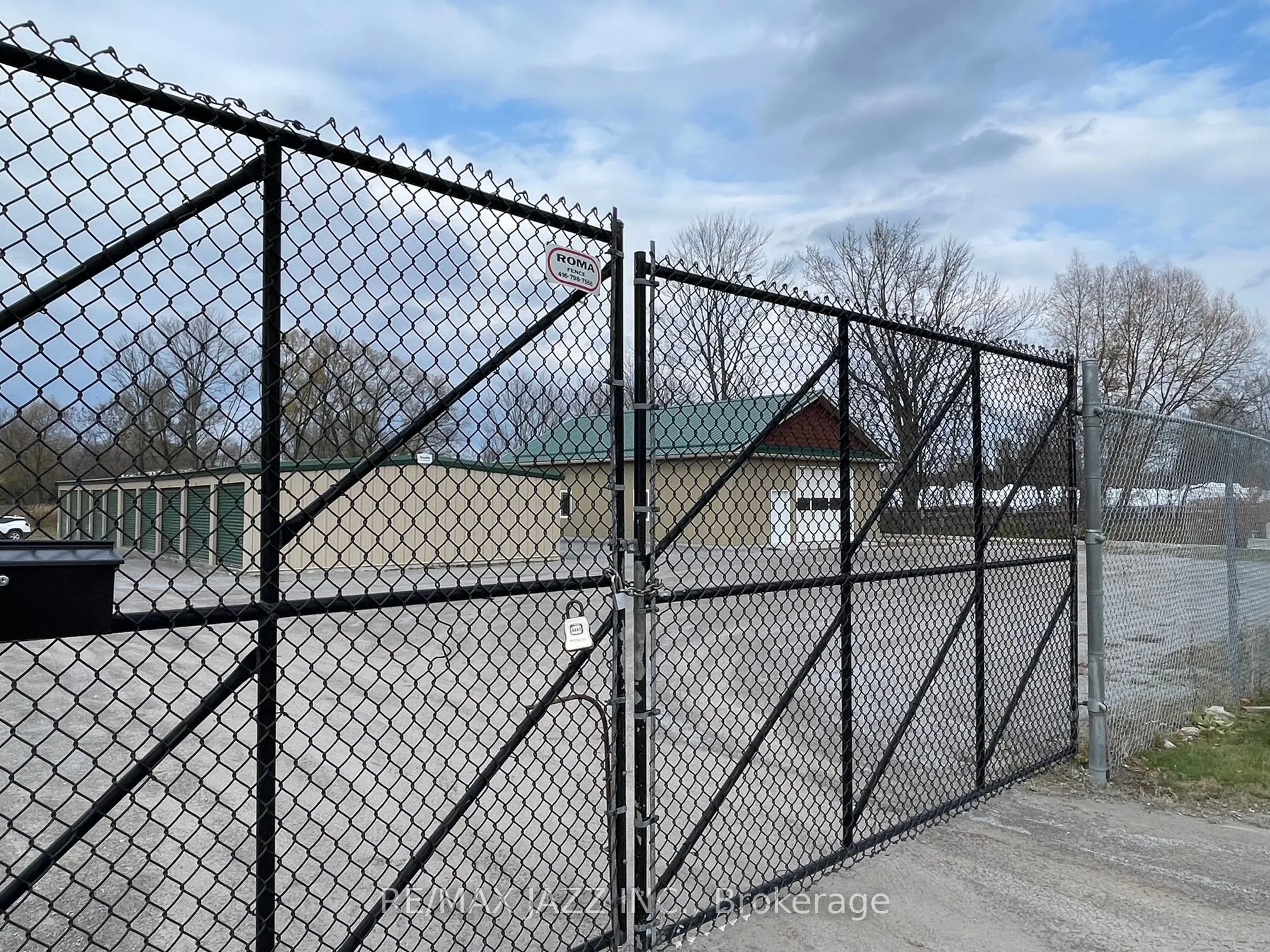 11 Wychwood Crescent, #1