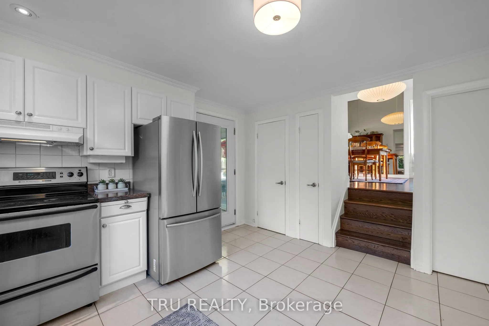 189 St Laurent Boulevard
