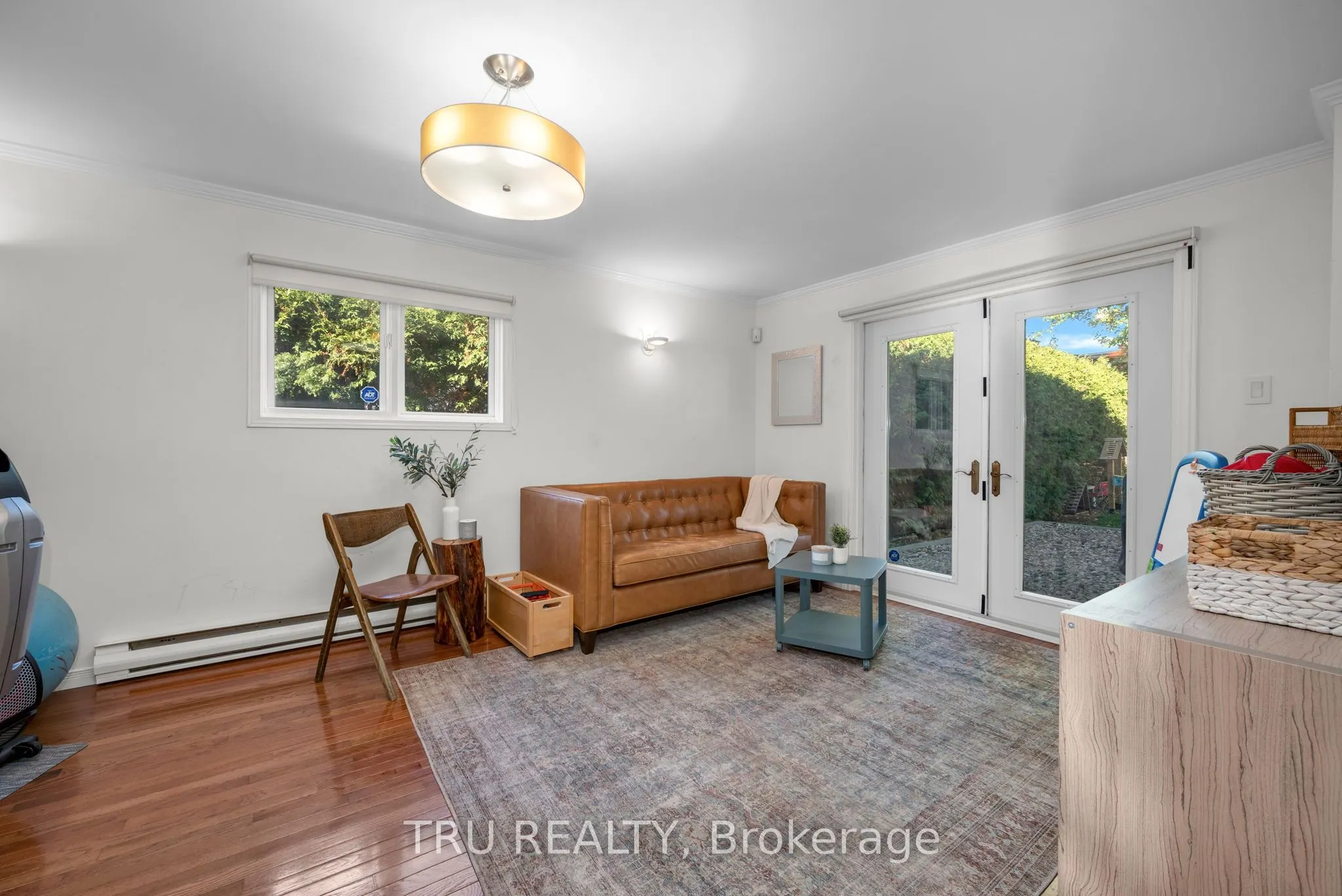 189 St Laurent Boulevard