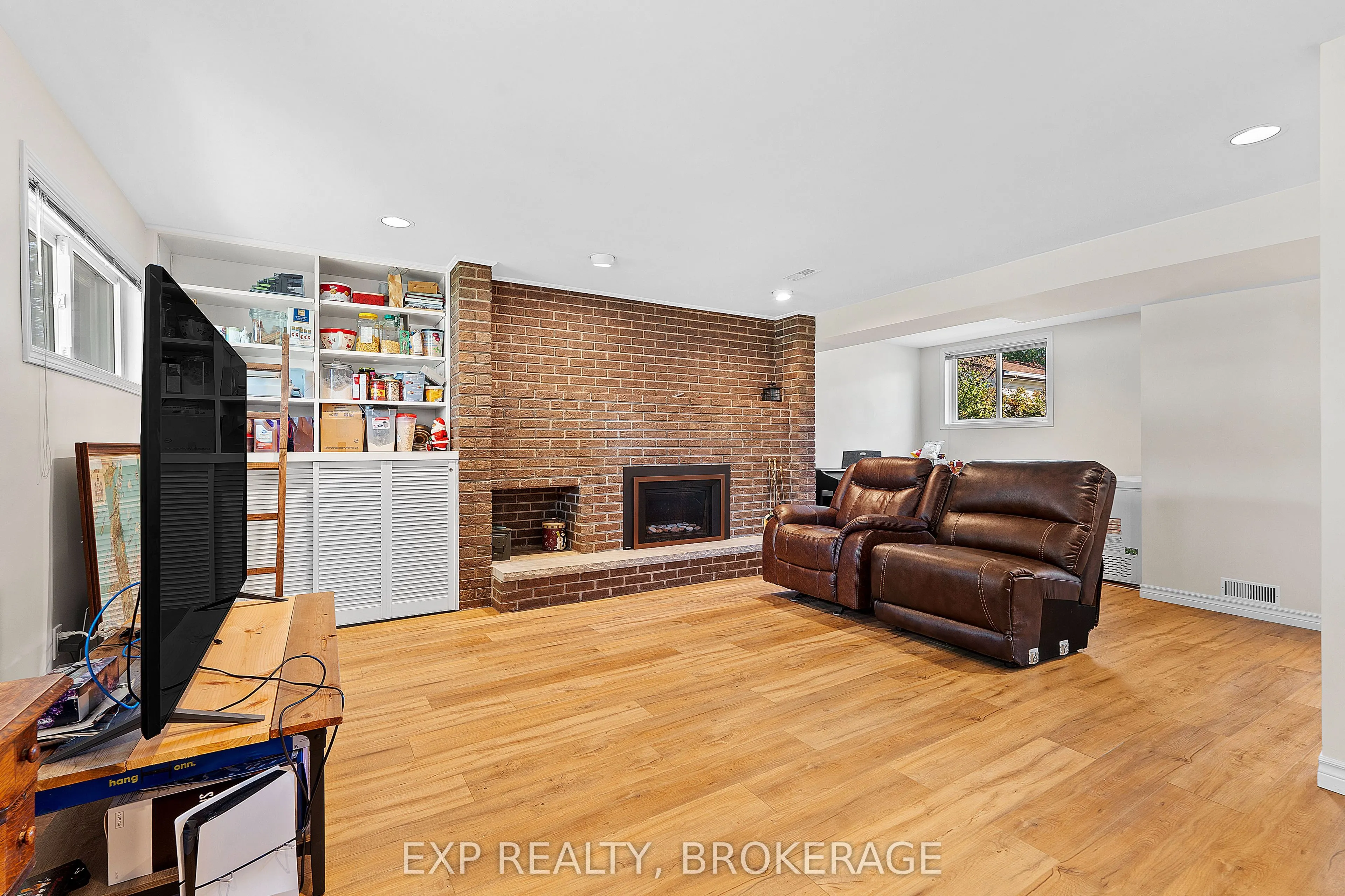 418 KNIGHTSBRIDGE Road
