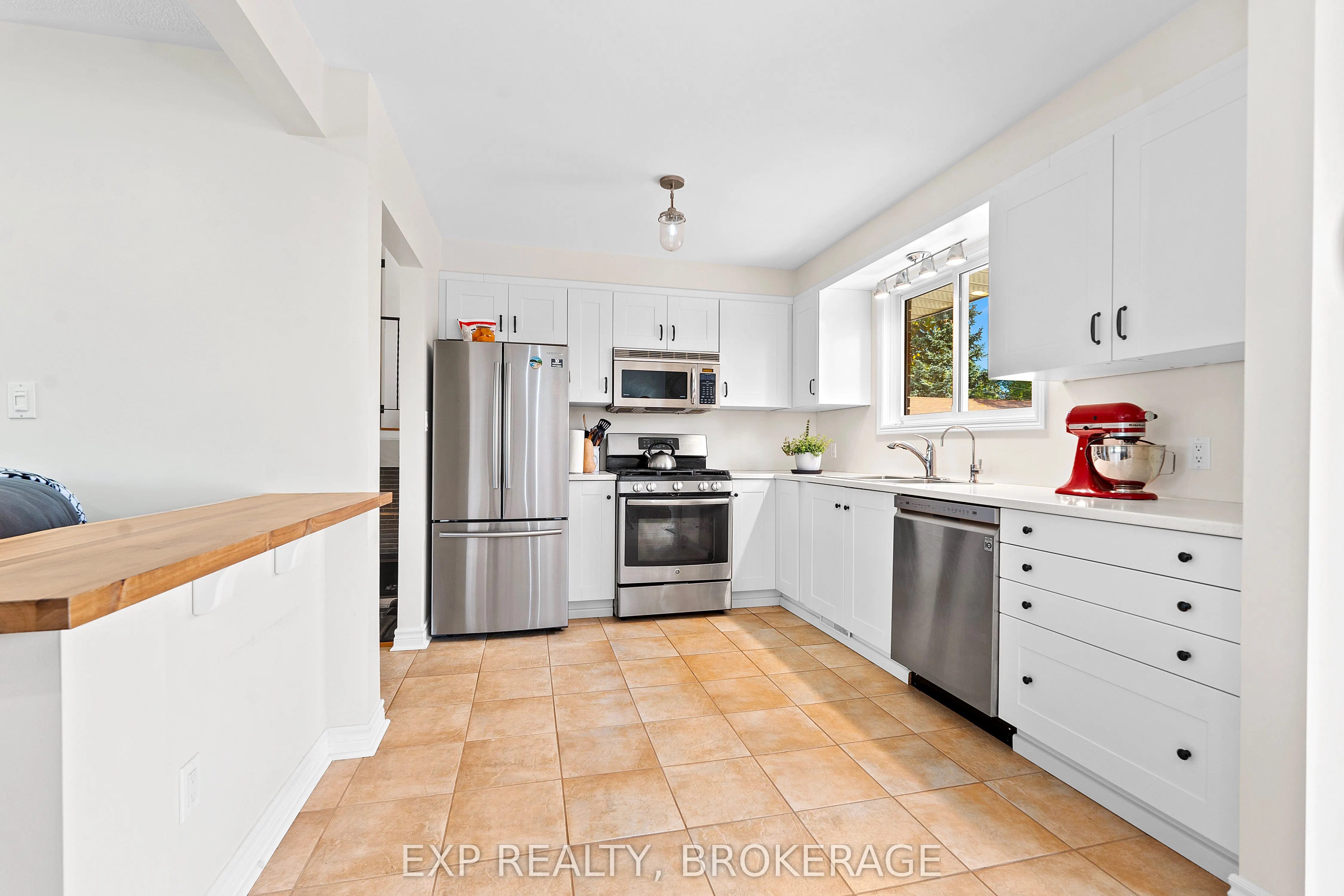 418 KNIGHTSBRIDGE Road
