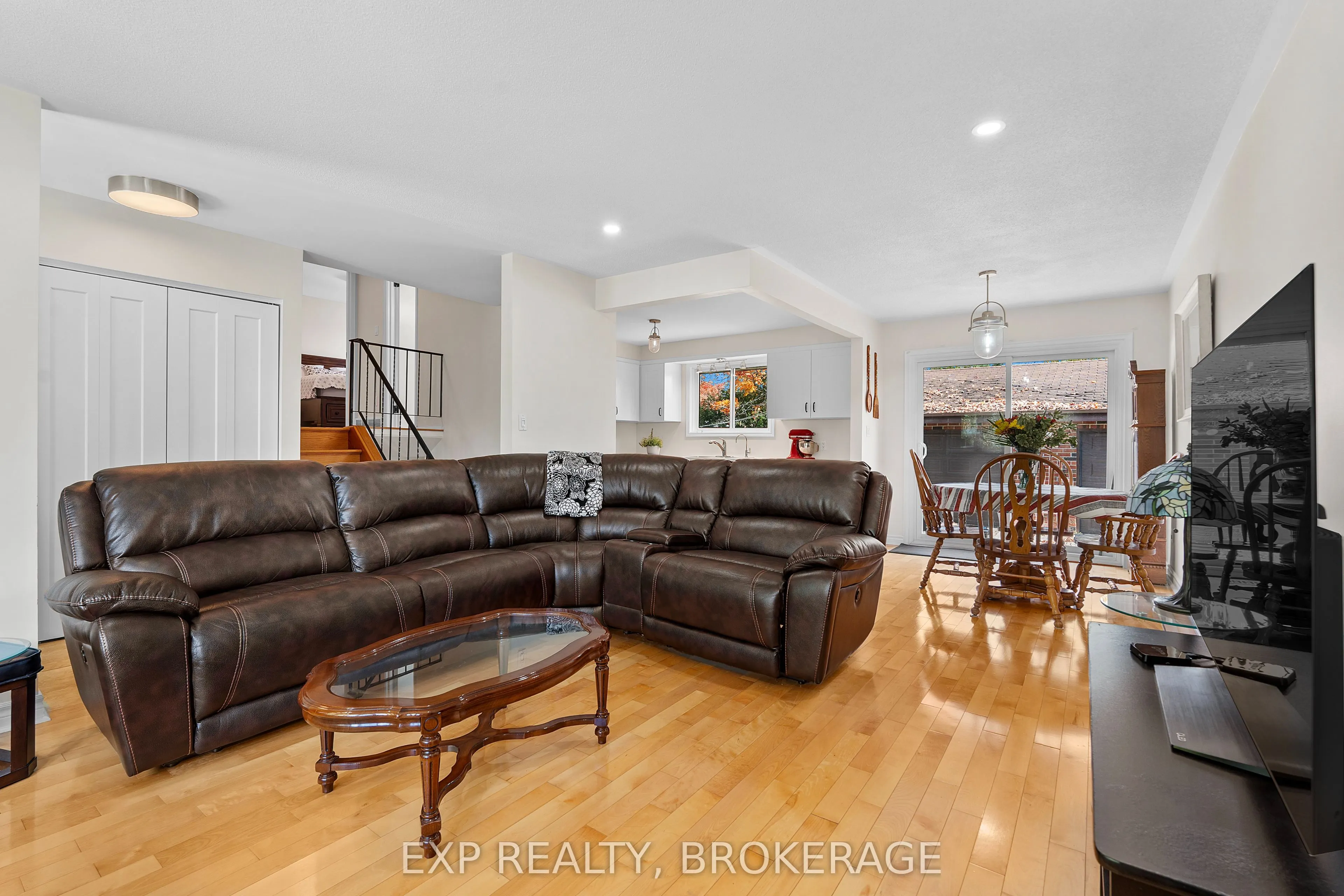 418 KNIGHTSBRIDGE Road