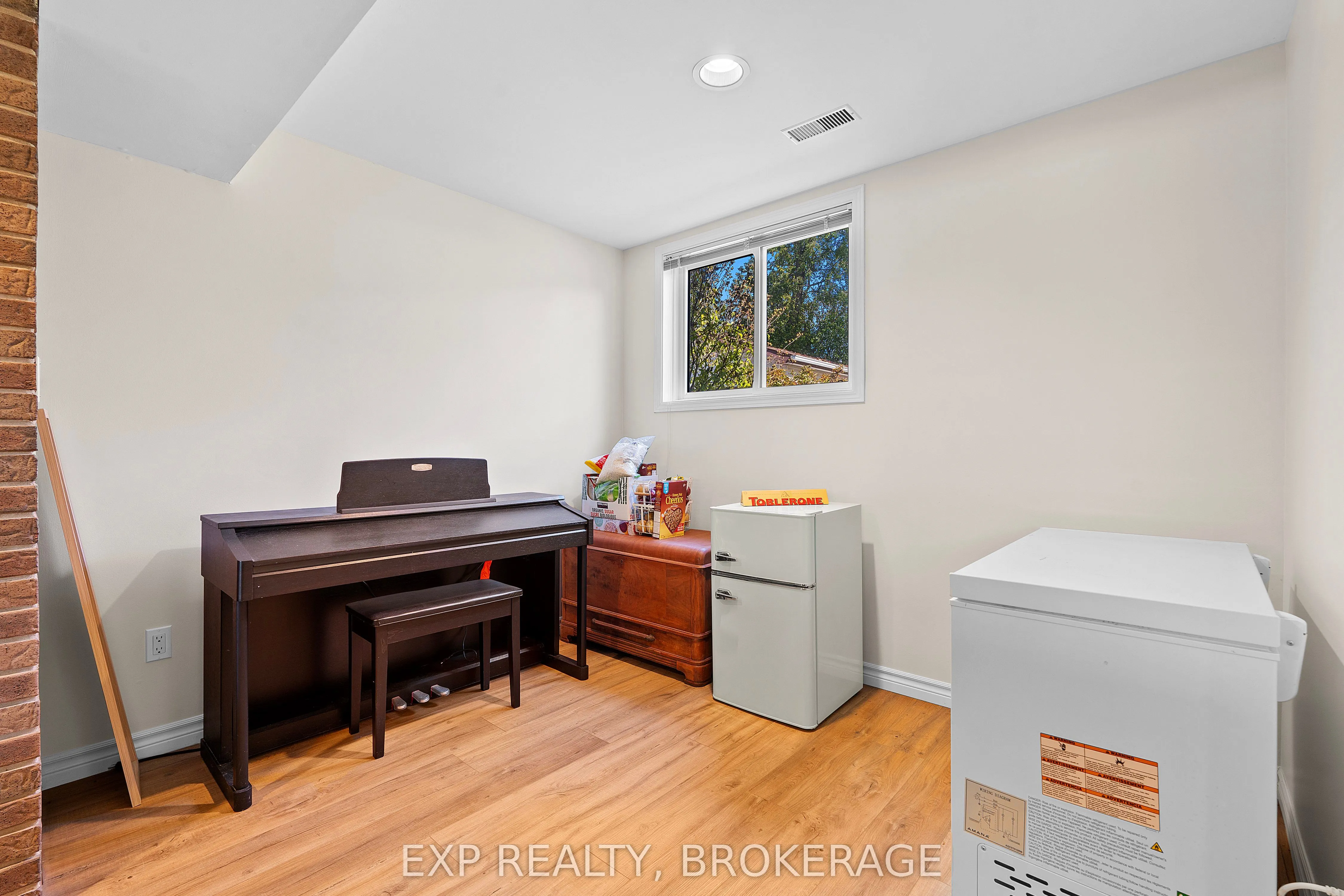 418 KNIGHTSBRIDGE Road