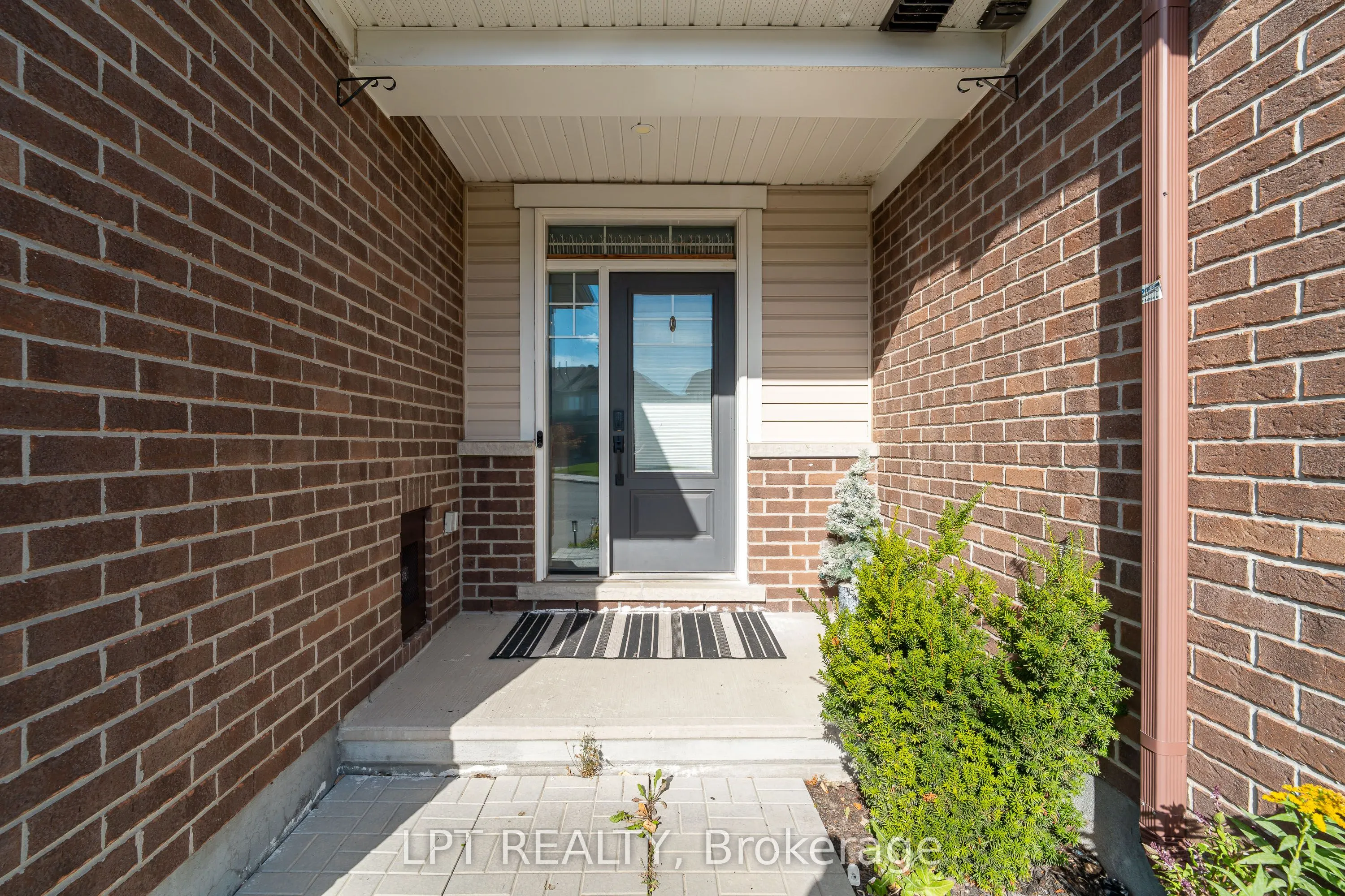 116 Livorno Court