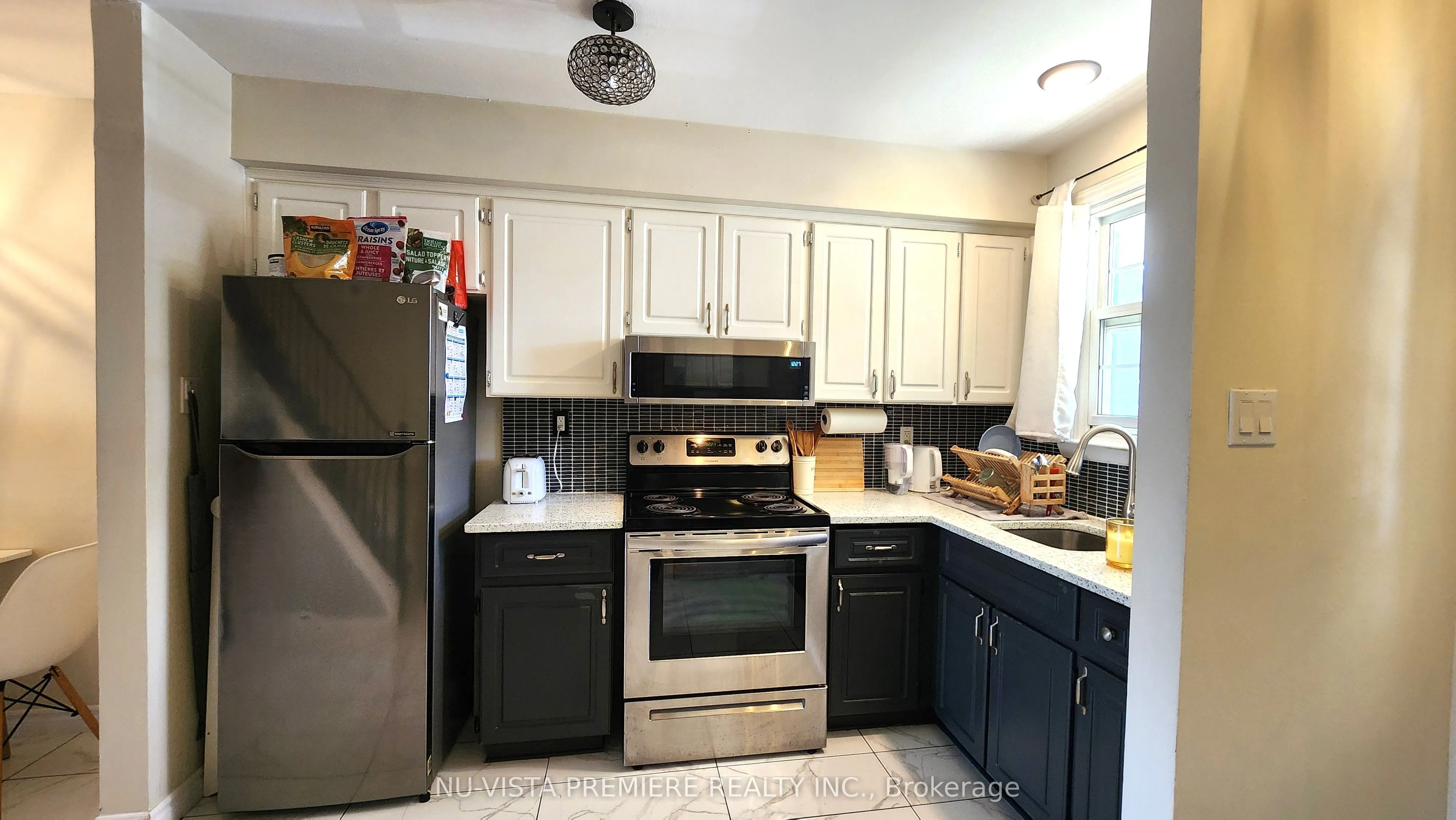 143 Wellesley Crescent, #E