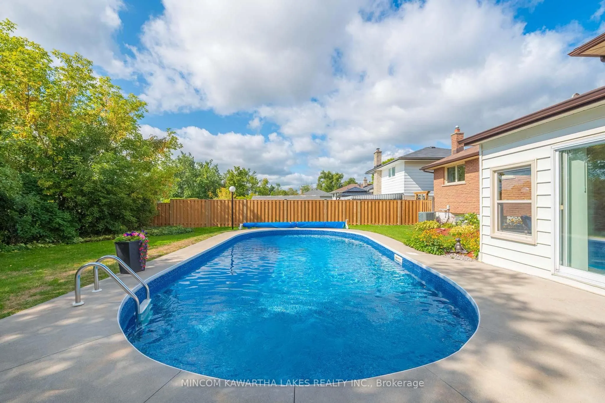 919 Sydenham Road
