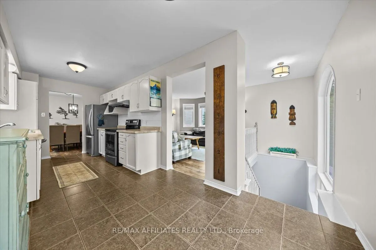 93 Springcreek Crescent