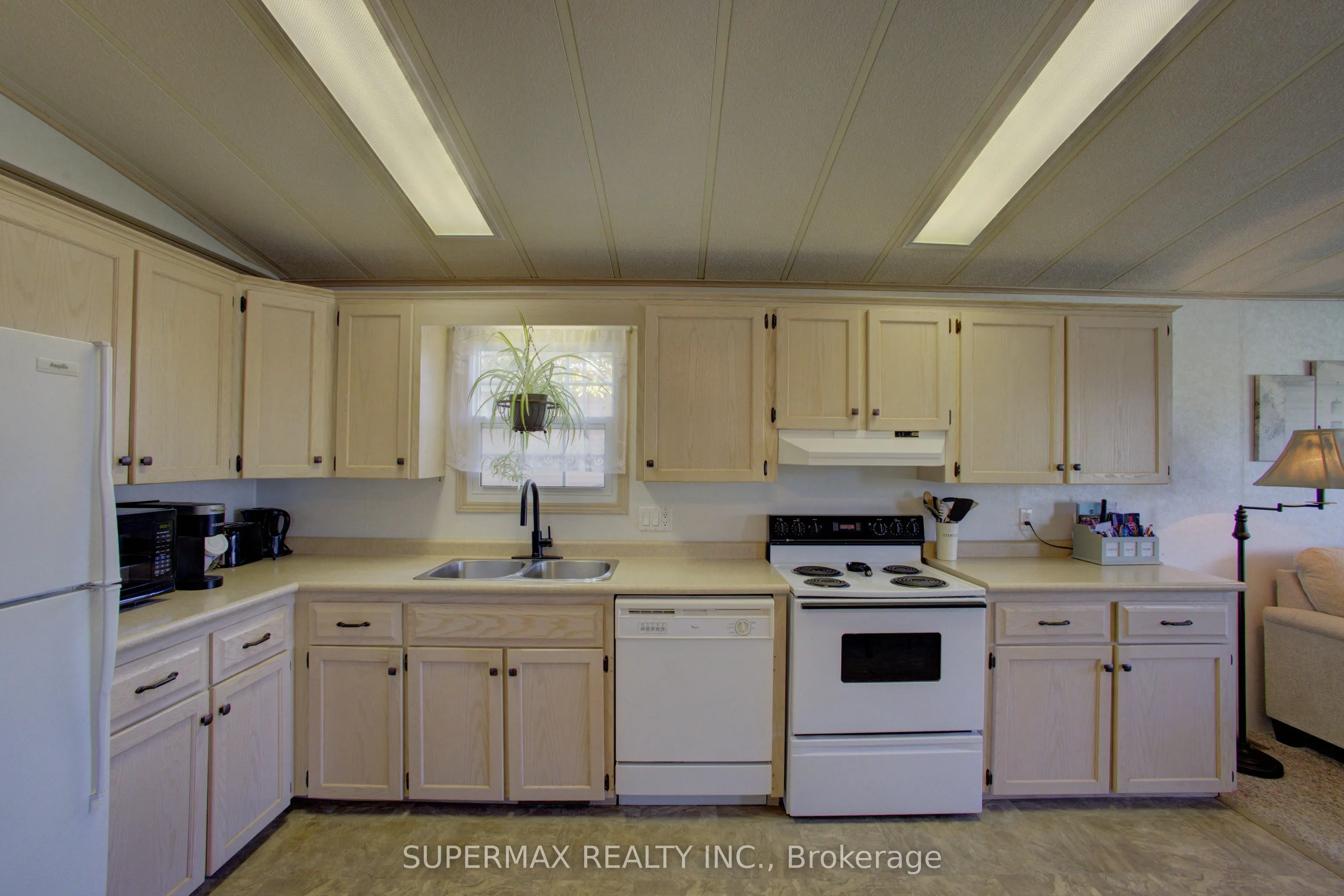 302694 Douglas Street, #50