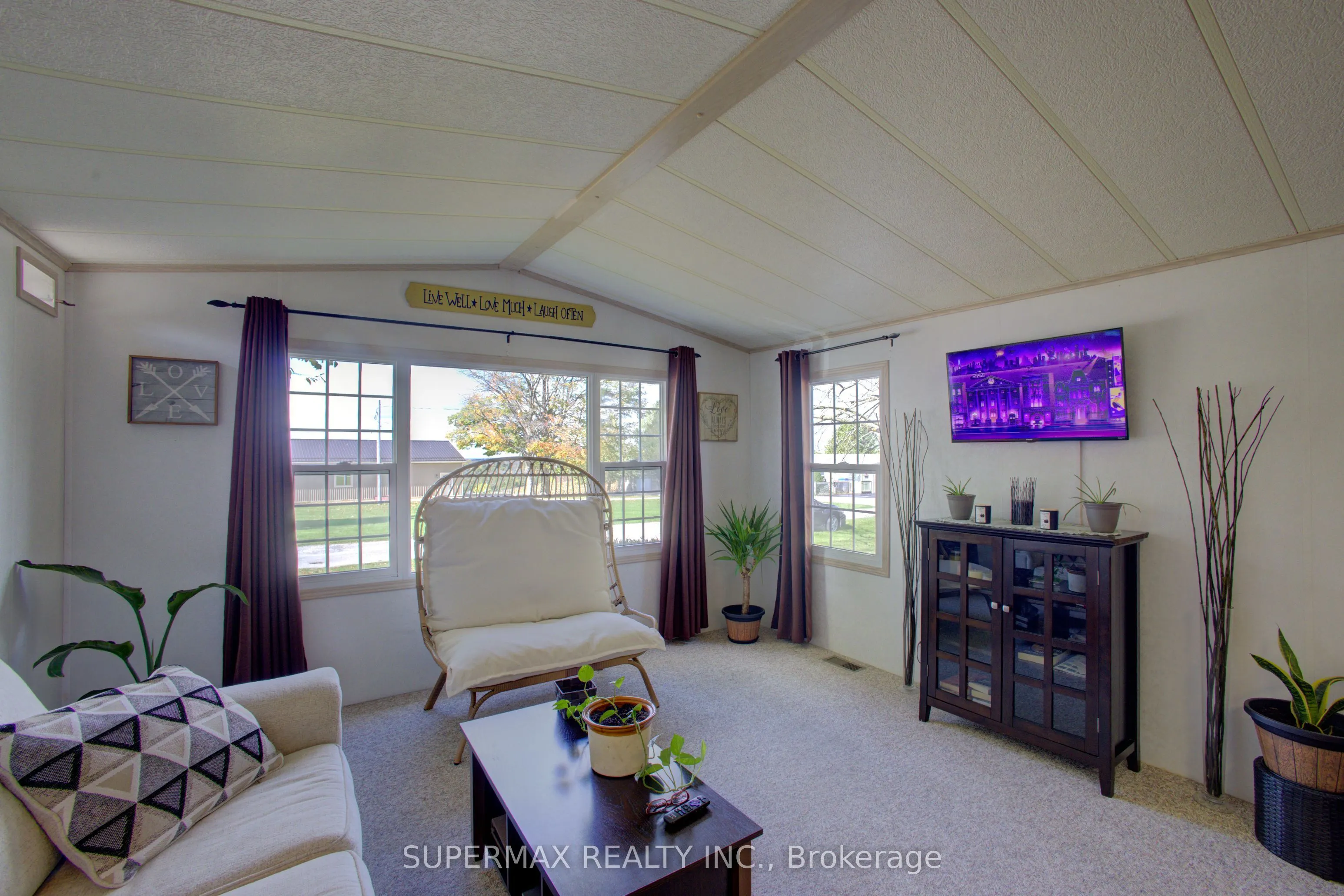 302694 Douglas Street, #50