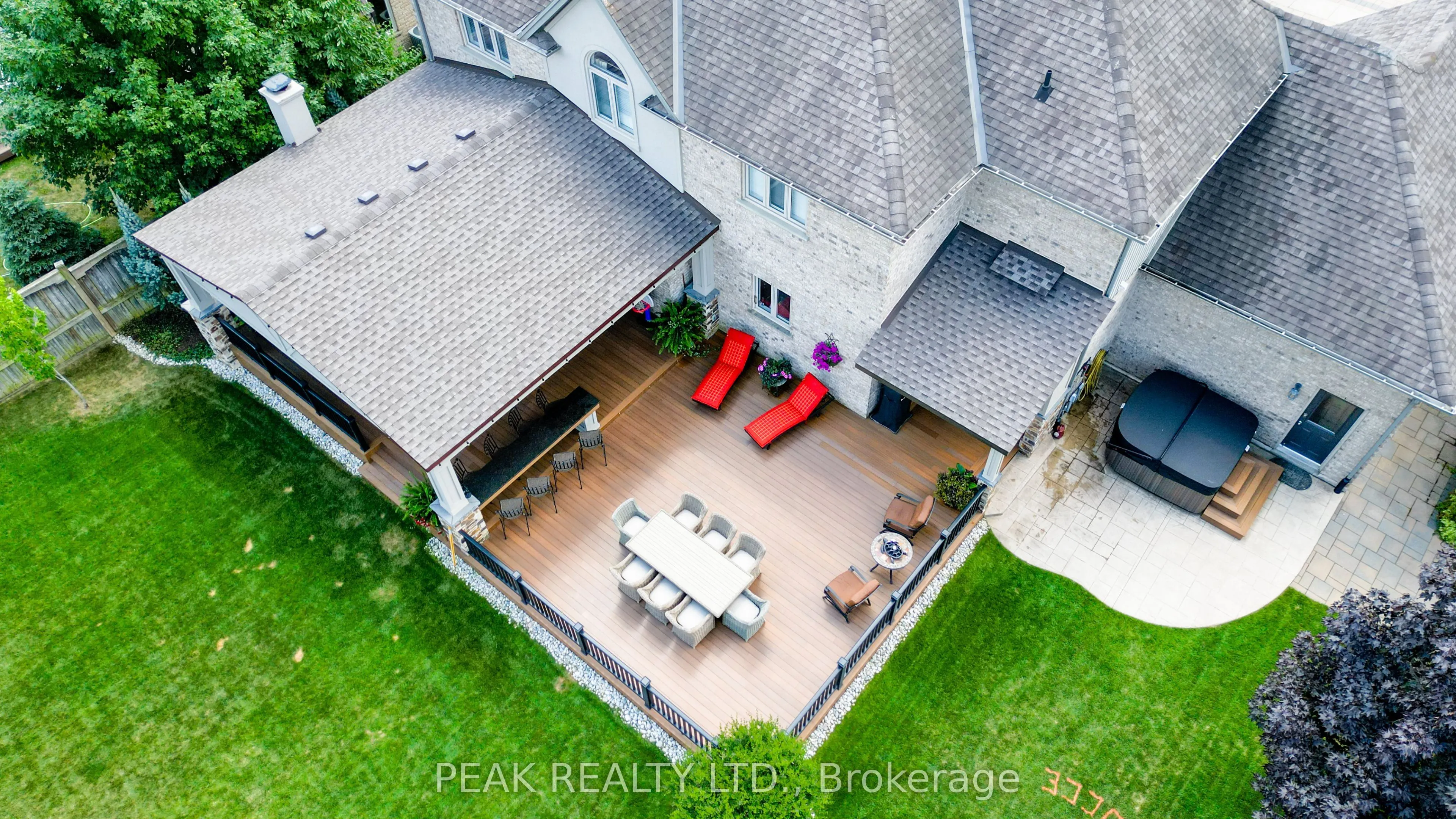 7 John Ross Court