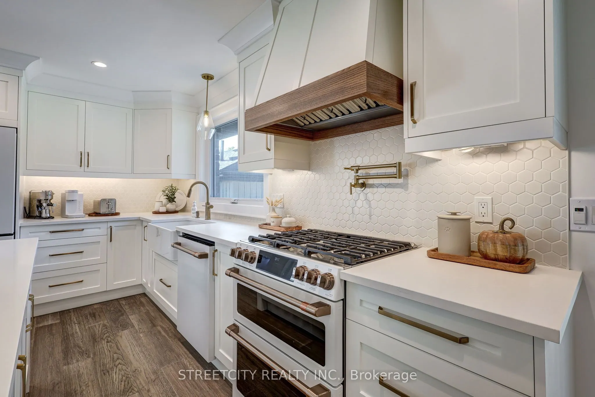 10425 Talbotville Gore Road