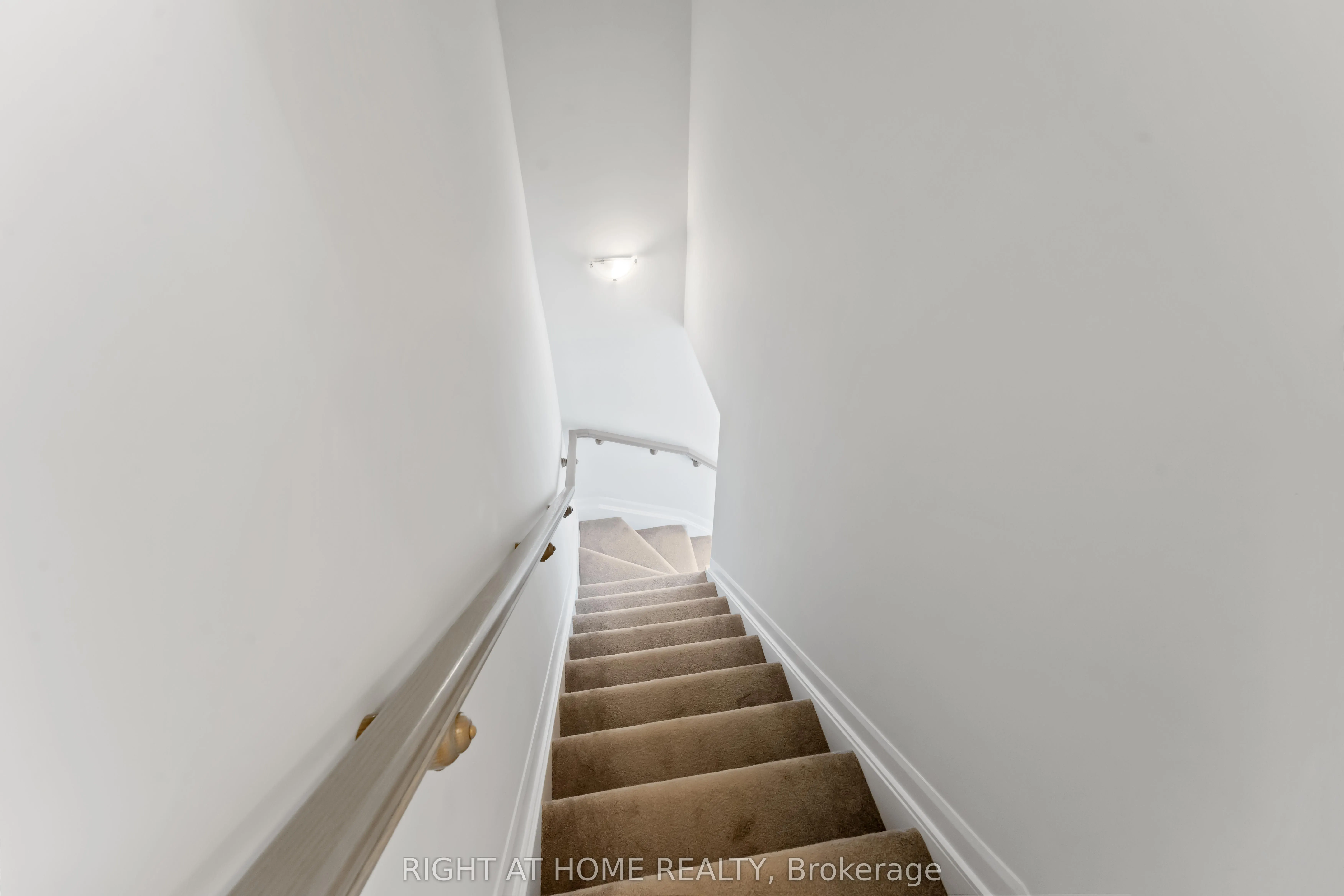 214 Attwell Private