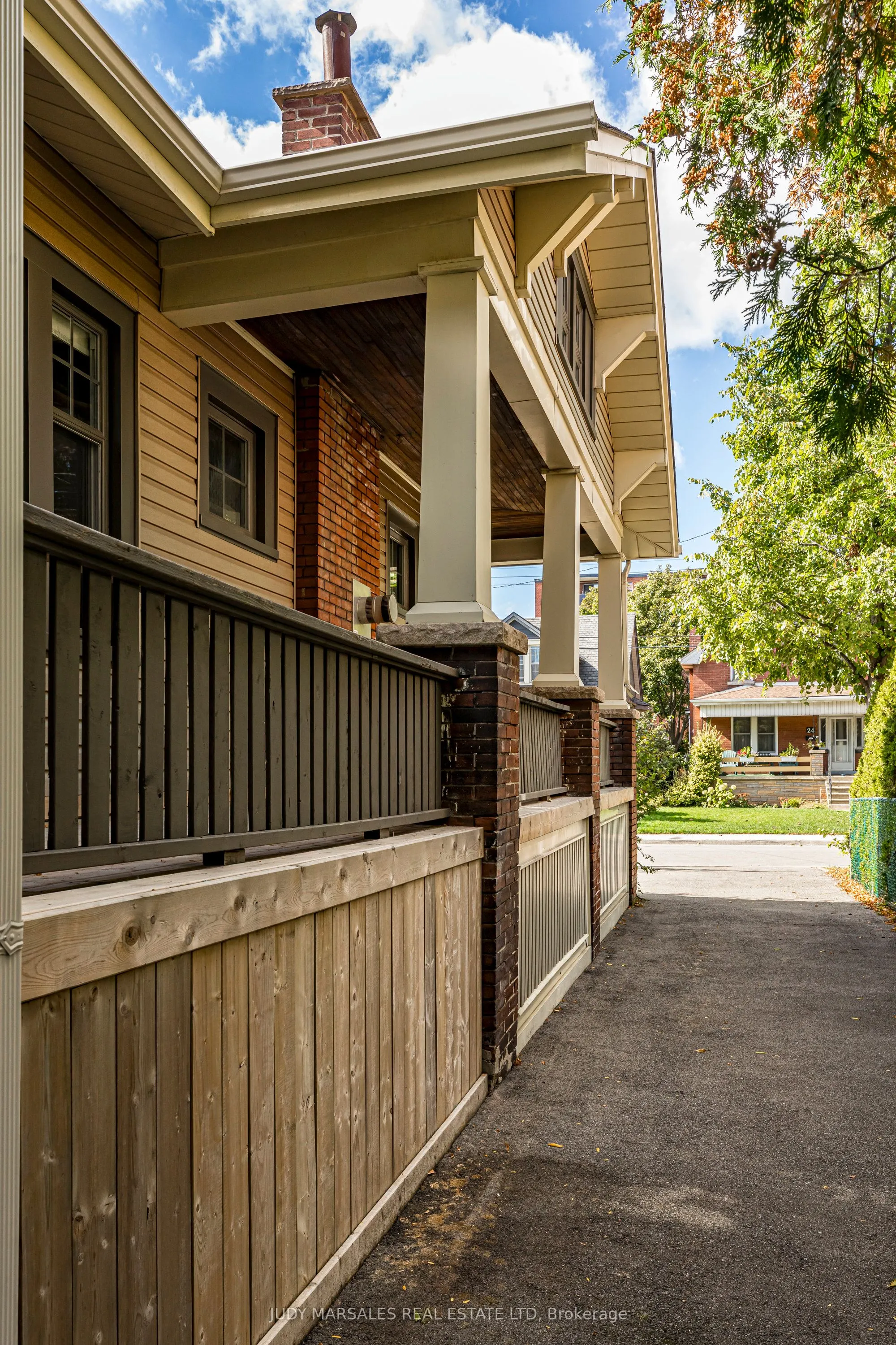 27 Cliff Avenue