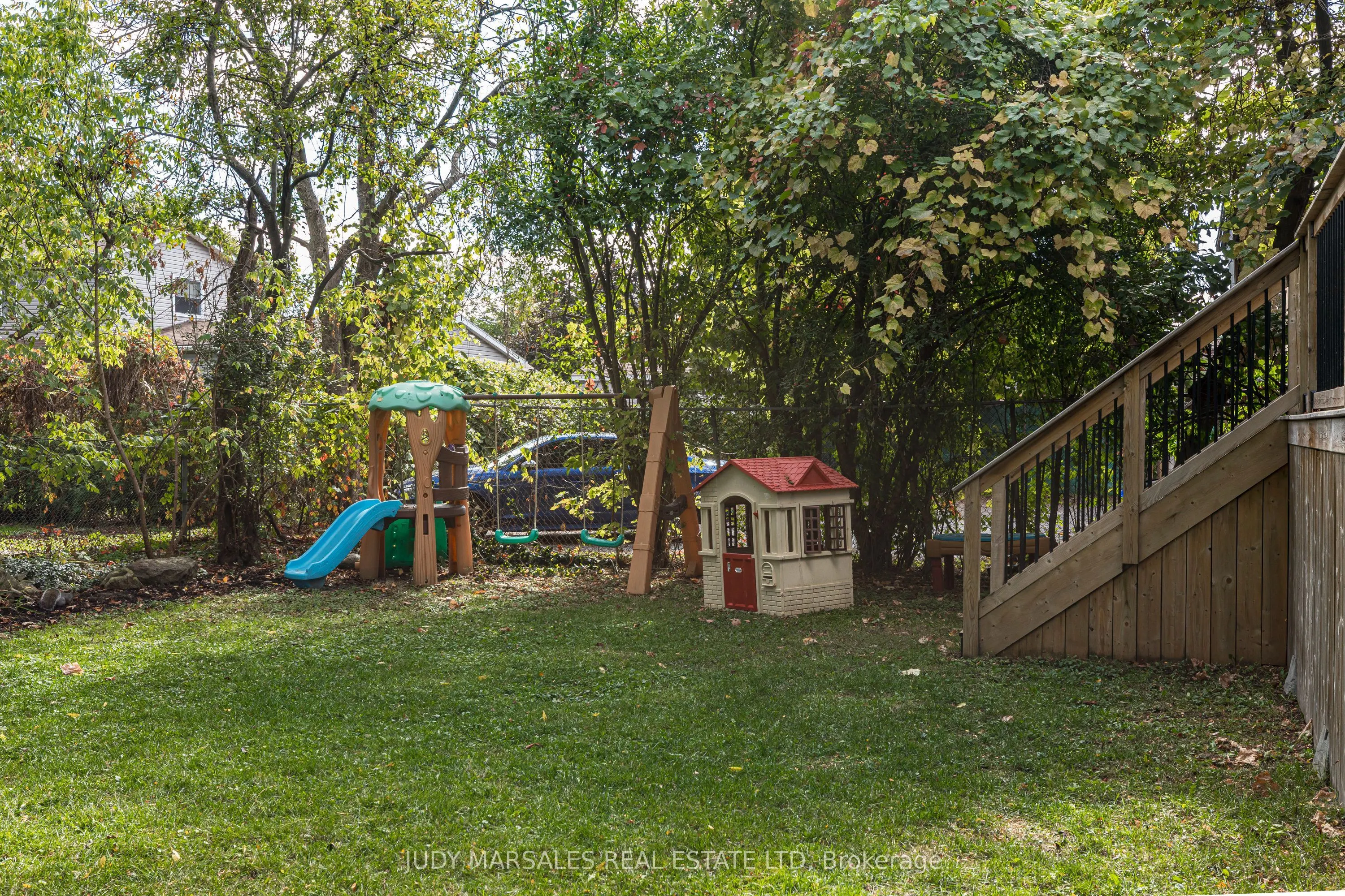 27 Cliff Avenue