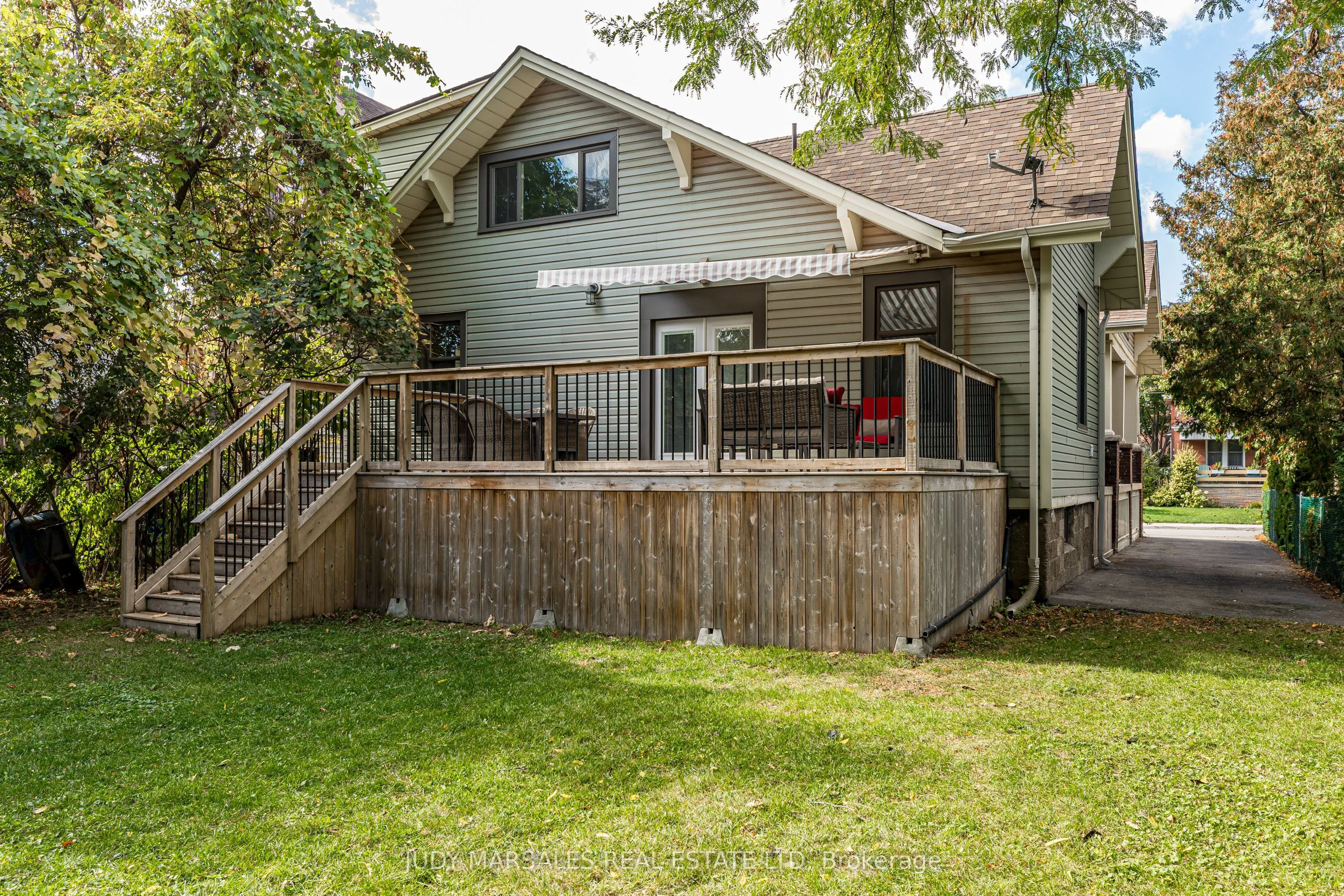 27 Cliff Avenue