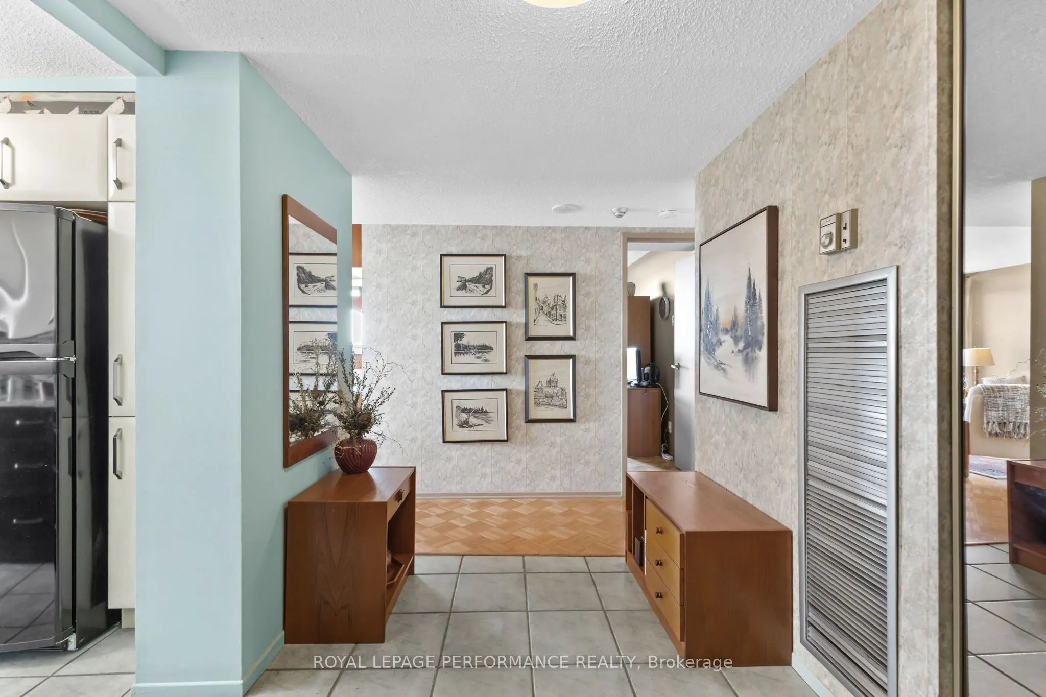 200 Lafontaine Avenue, #1610
