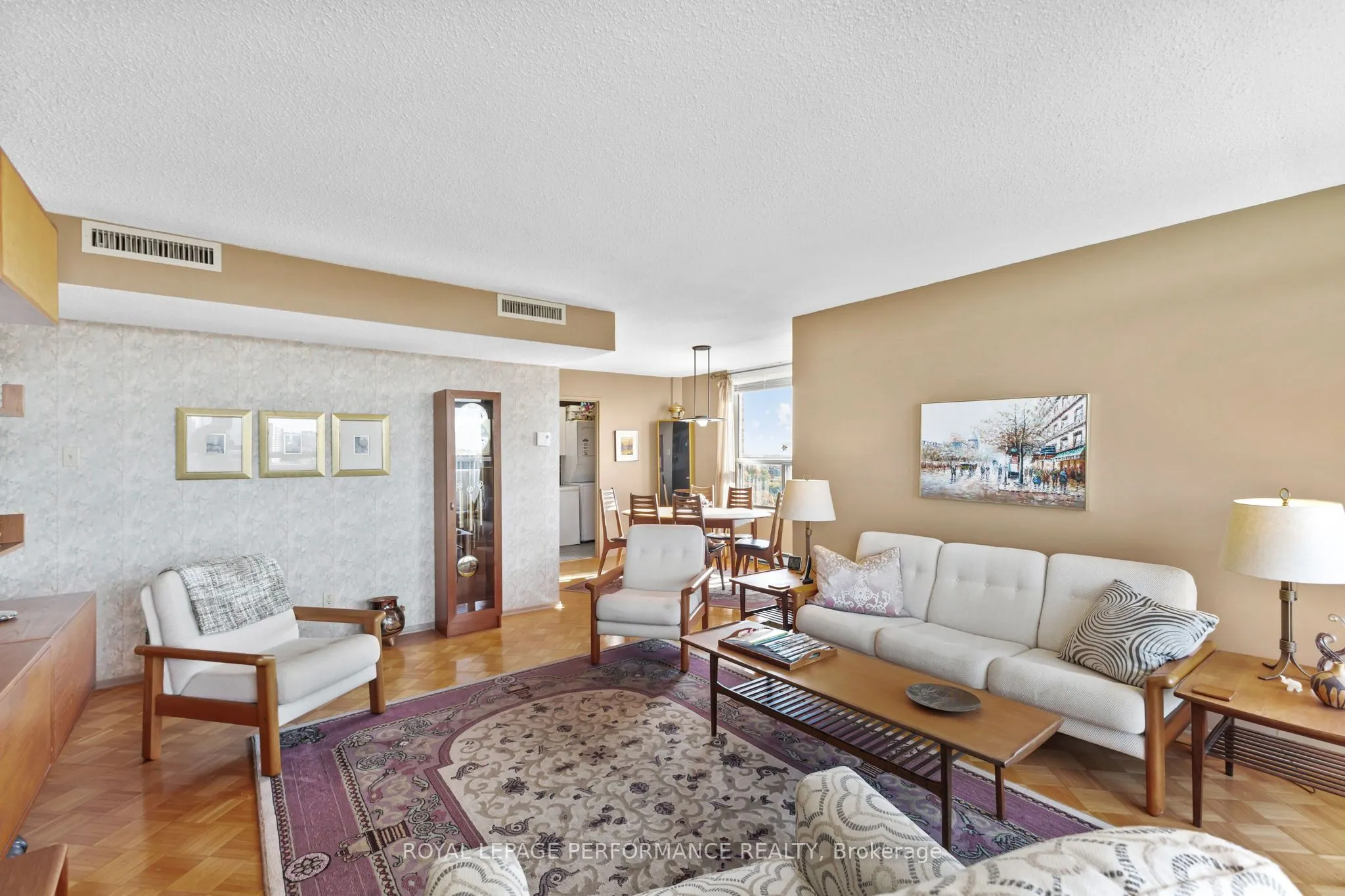 200 Lafontaine Avenue, #1610