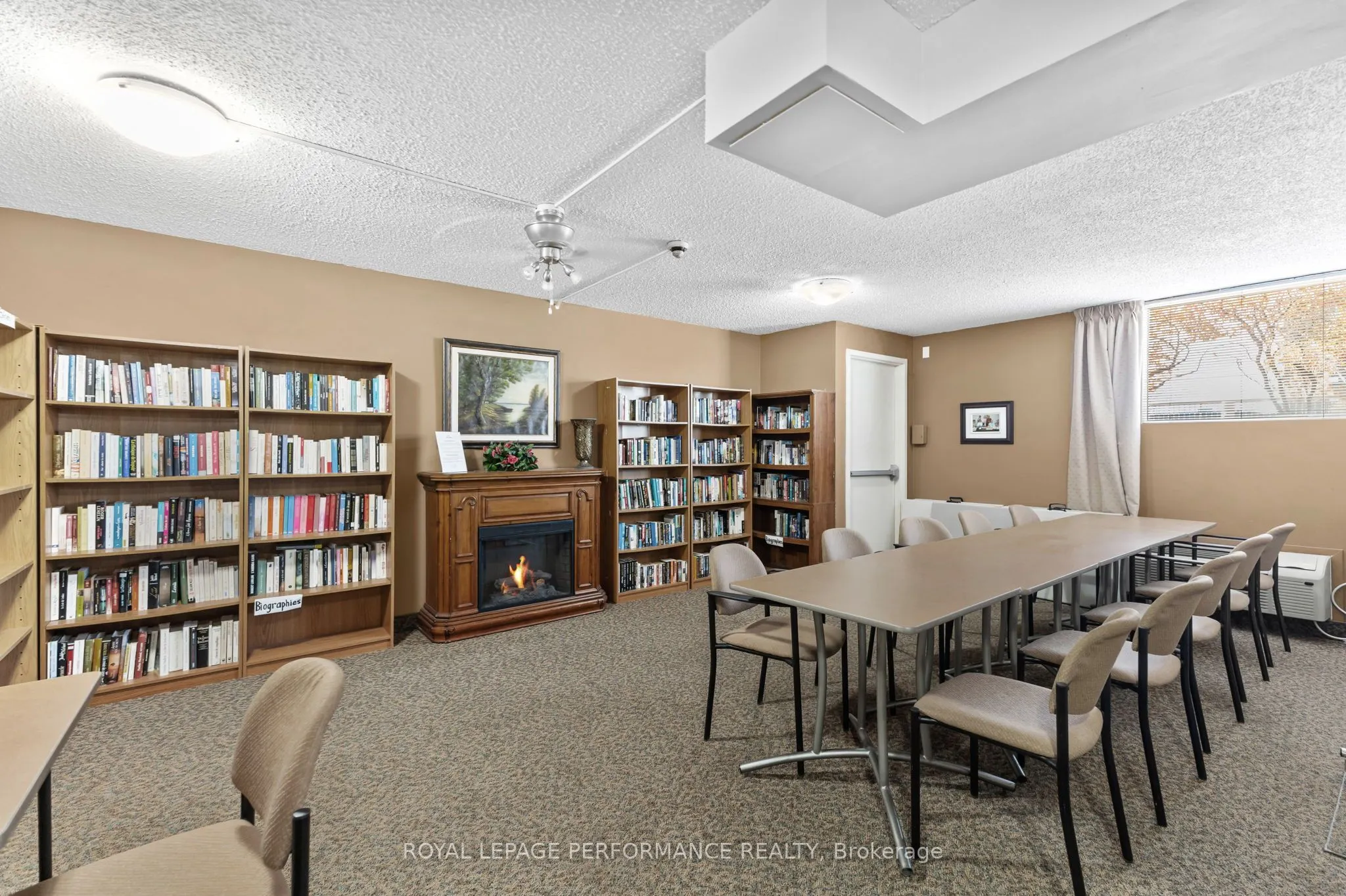 200 Lafontaine Avenue, #1610