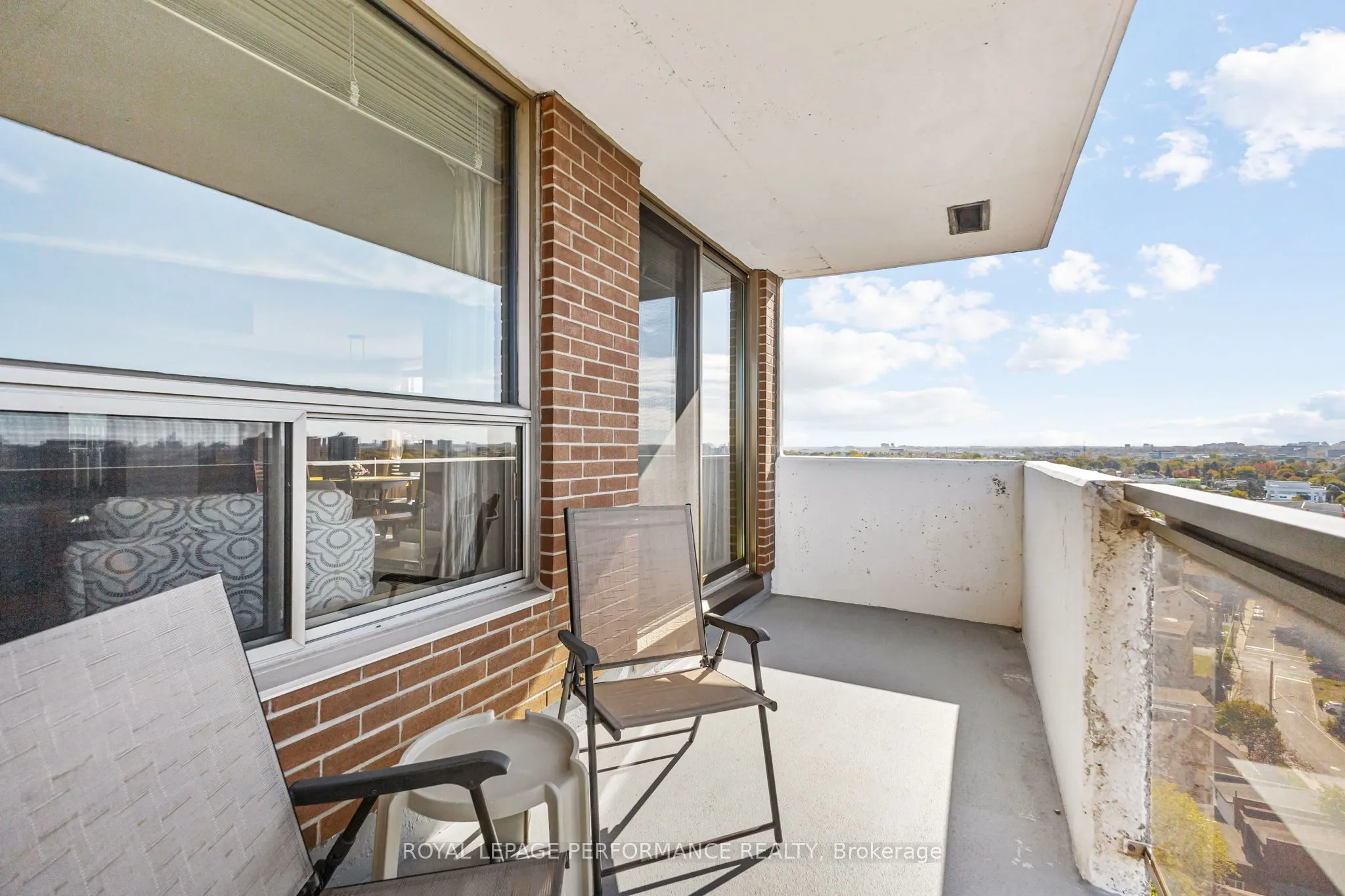 200 Lafontaine Avenue, #1610