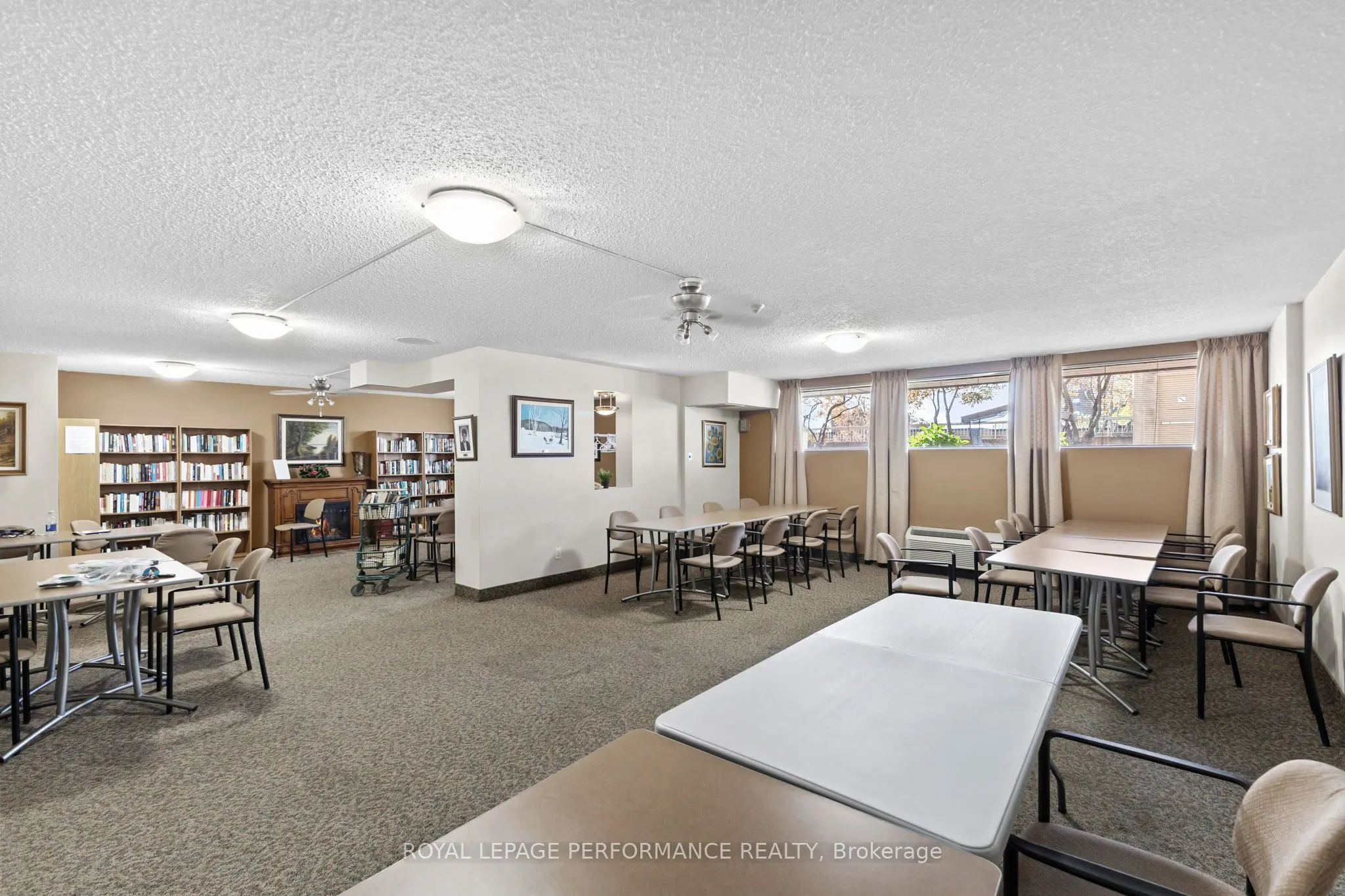 200 Lafontaine Avenue, #1610