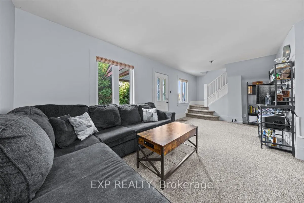377 Lisgar Avenue