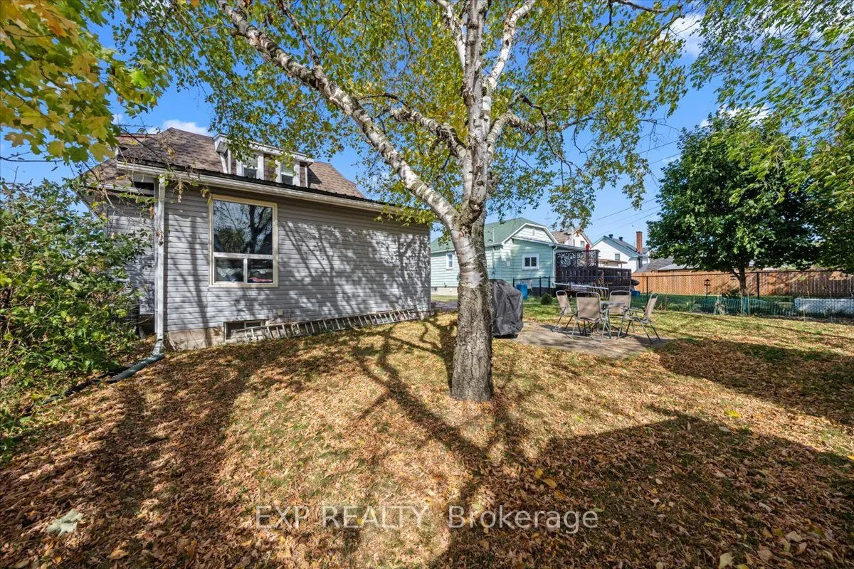 377 Lisgar Avenue