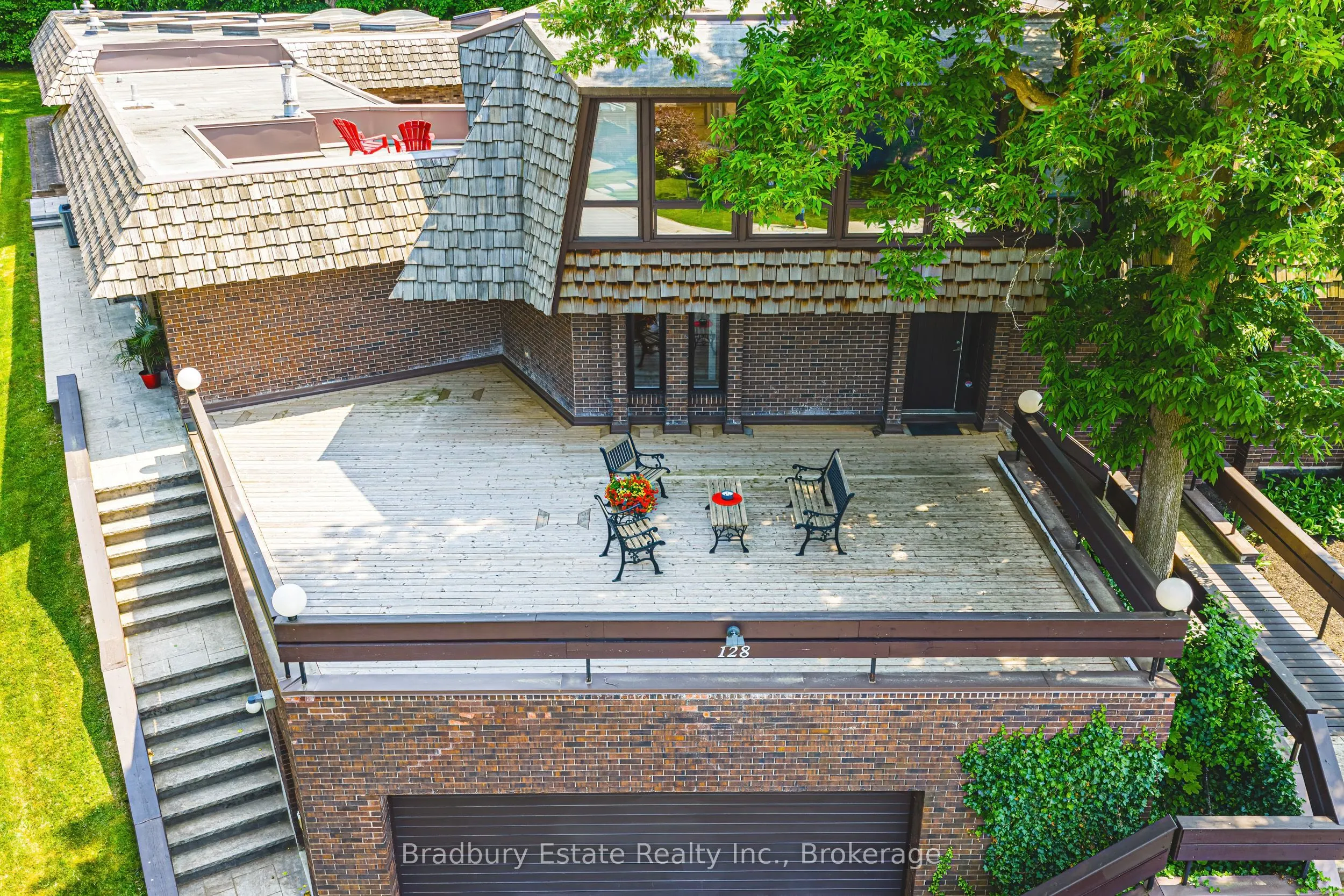 128 Bunker Hill Drive