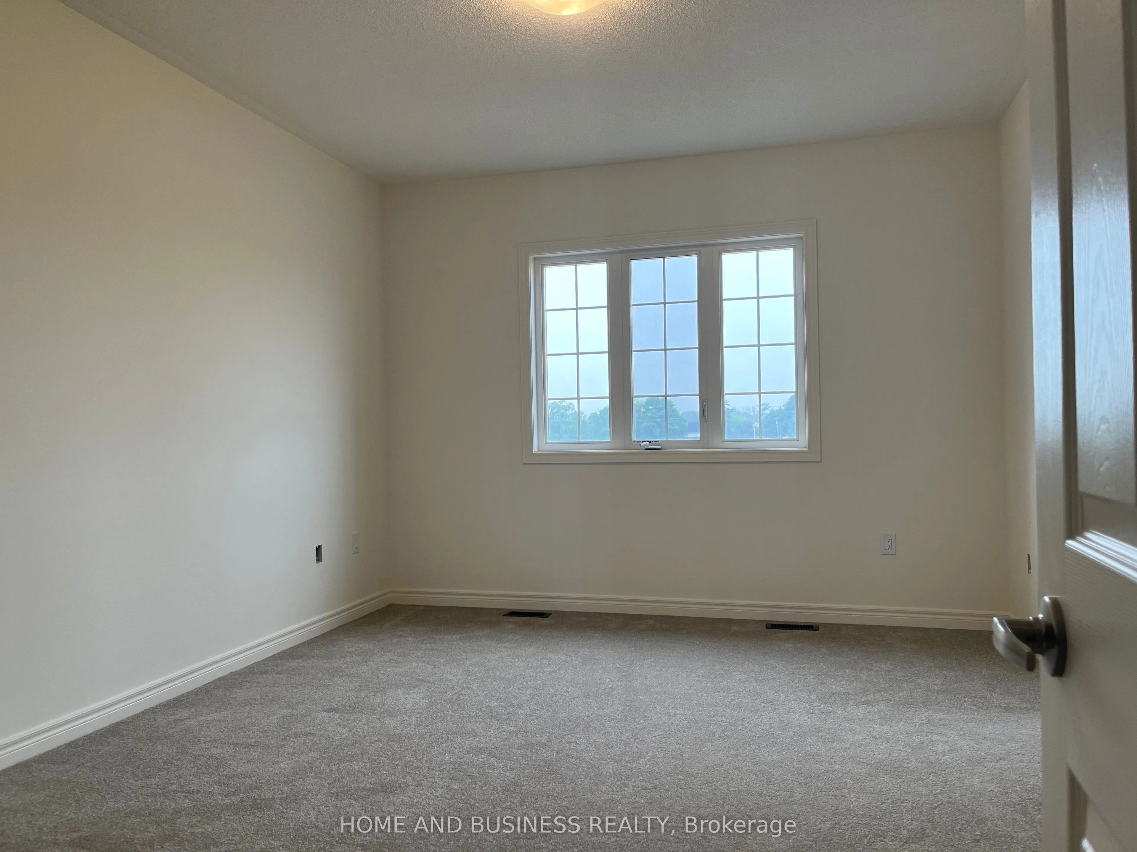 50 Holcomb Terrace
