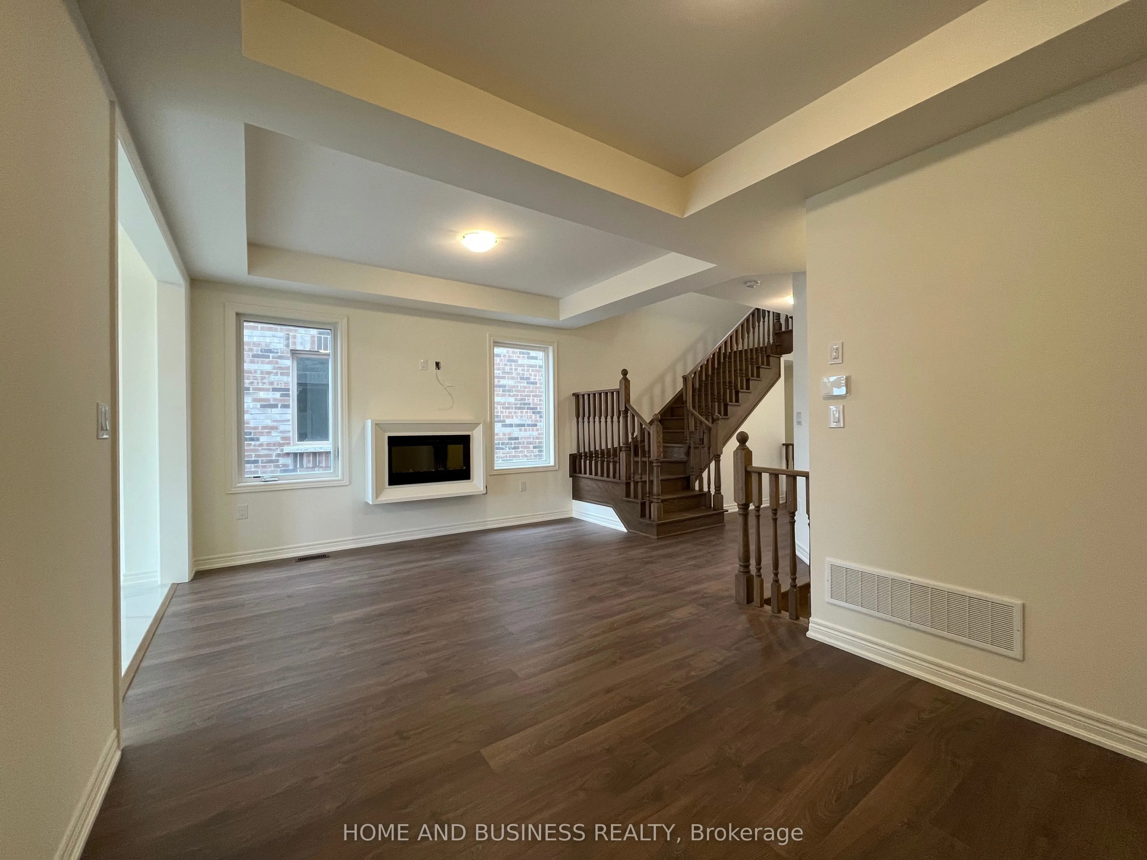 50 Holcomb Terrace