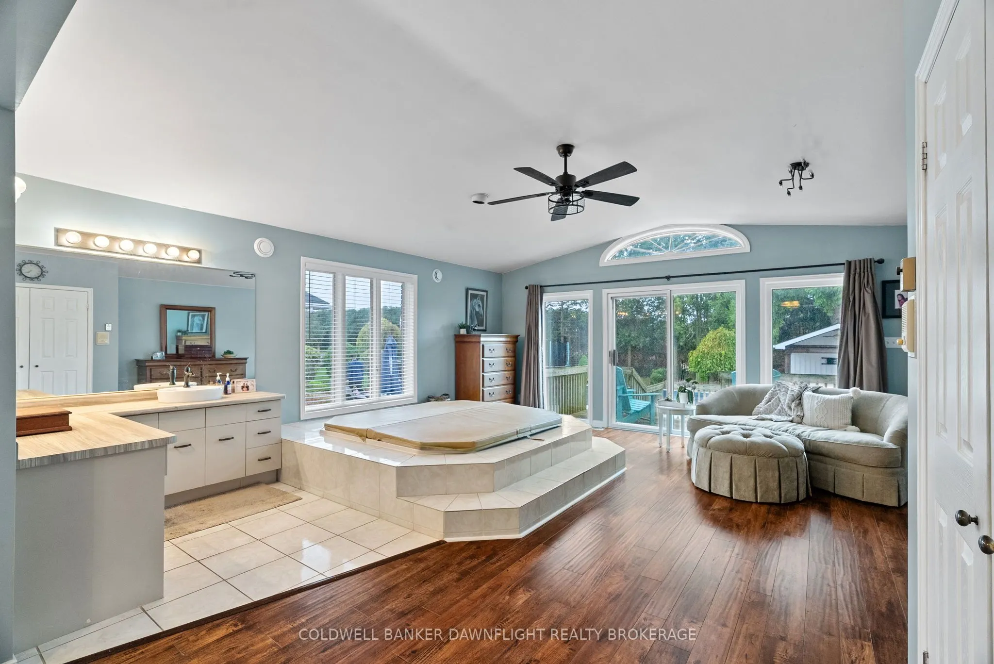 399 Pryde Boulevard