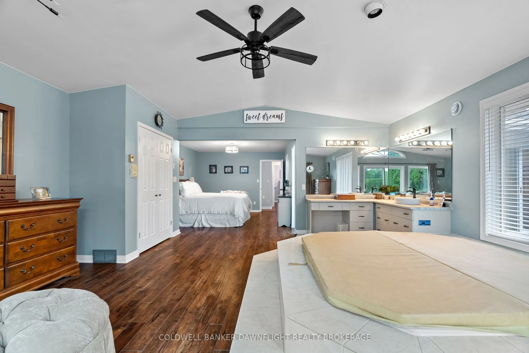 399 Pryde Boulevard