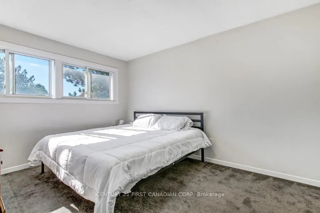 590 Millbank Drive, #12