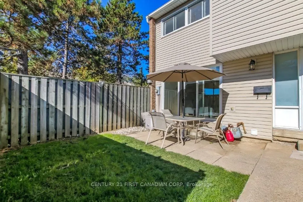 590 Millbank Drive, #12