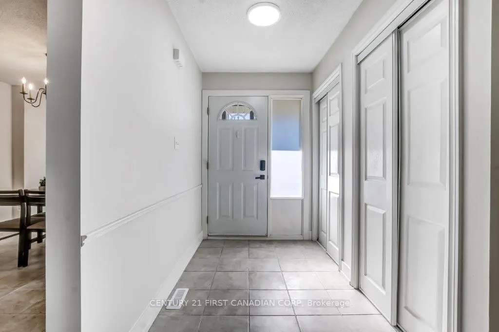590 Millbank Drive, #12