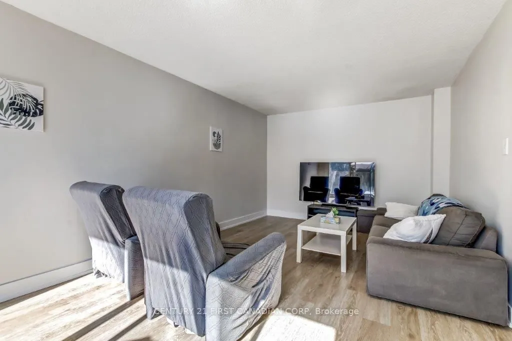 590 Millbank Drive, #12