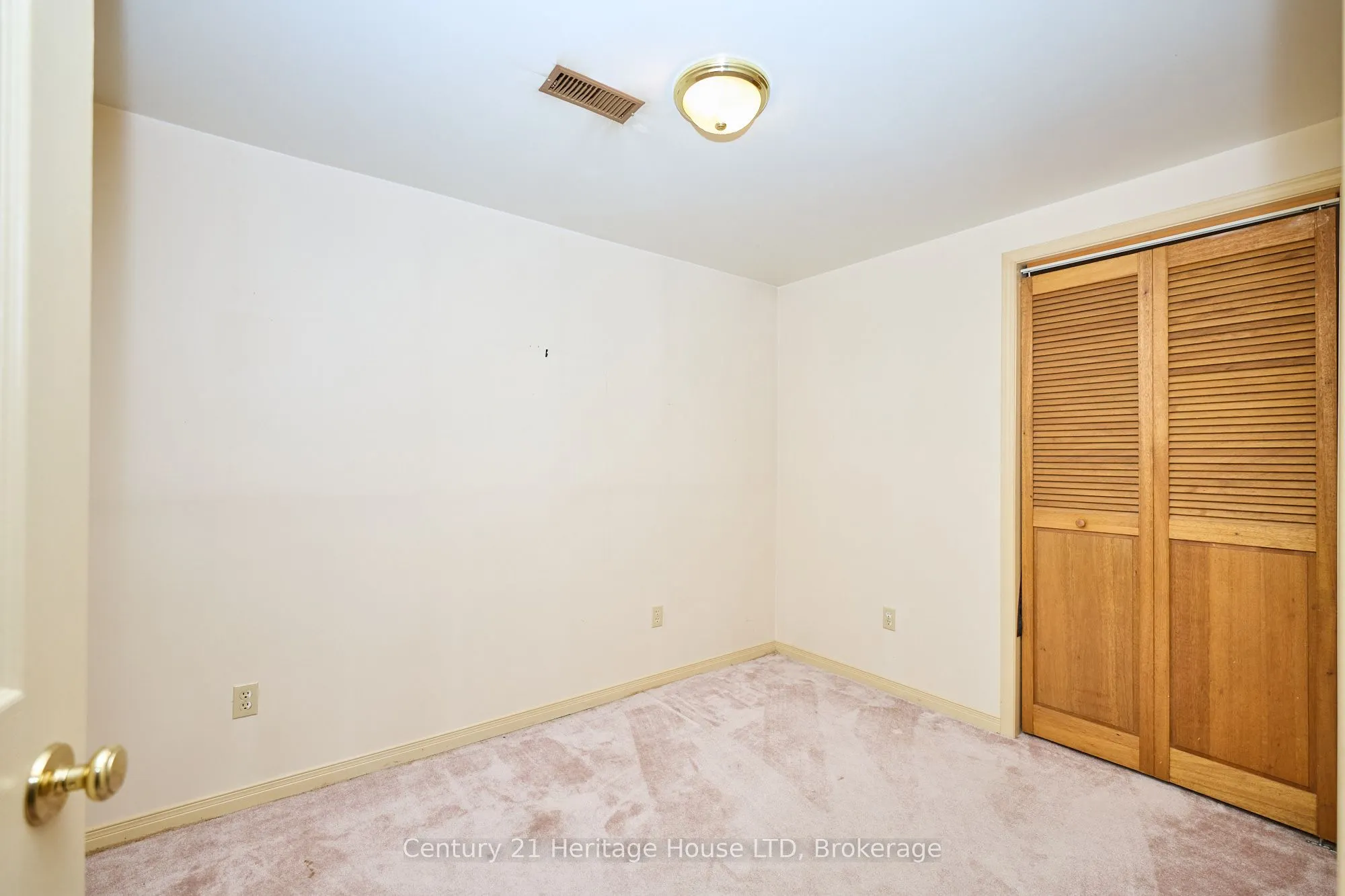466 Belleair Boulevard