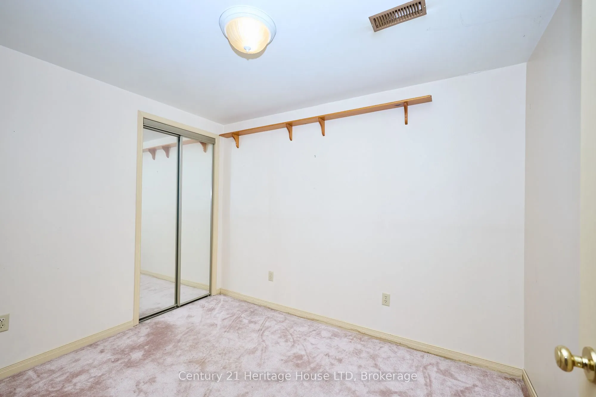 466 Belleair Boulevard
