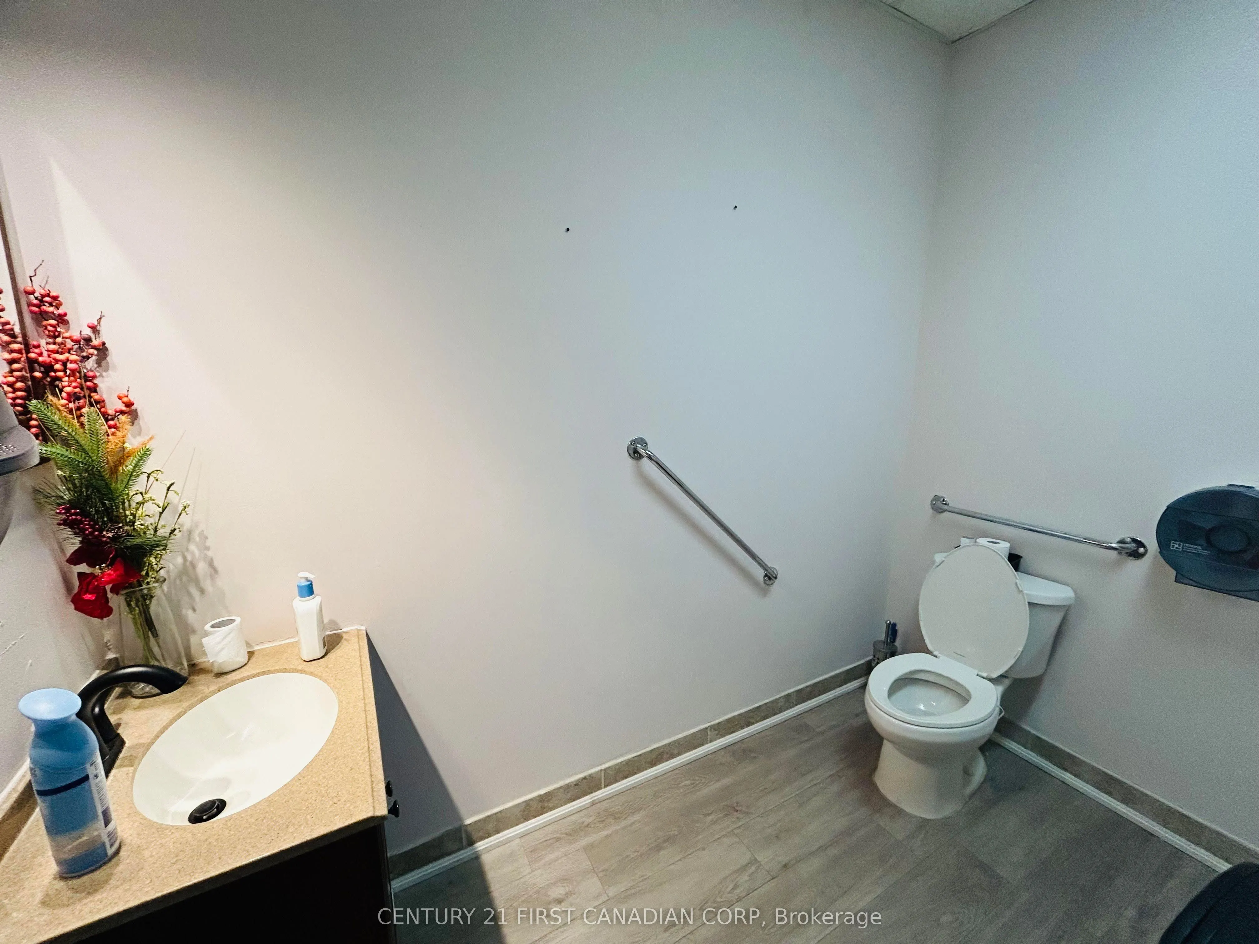11 Baseline Road E, #3