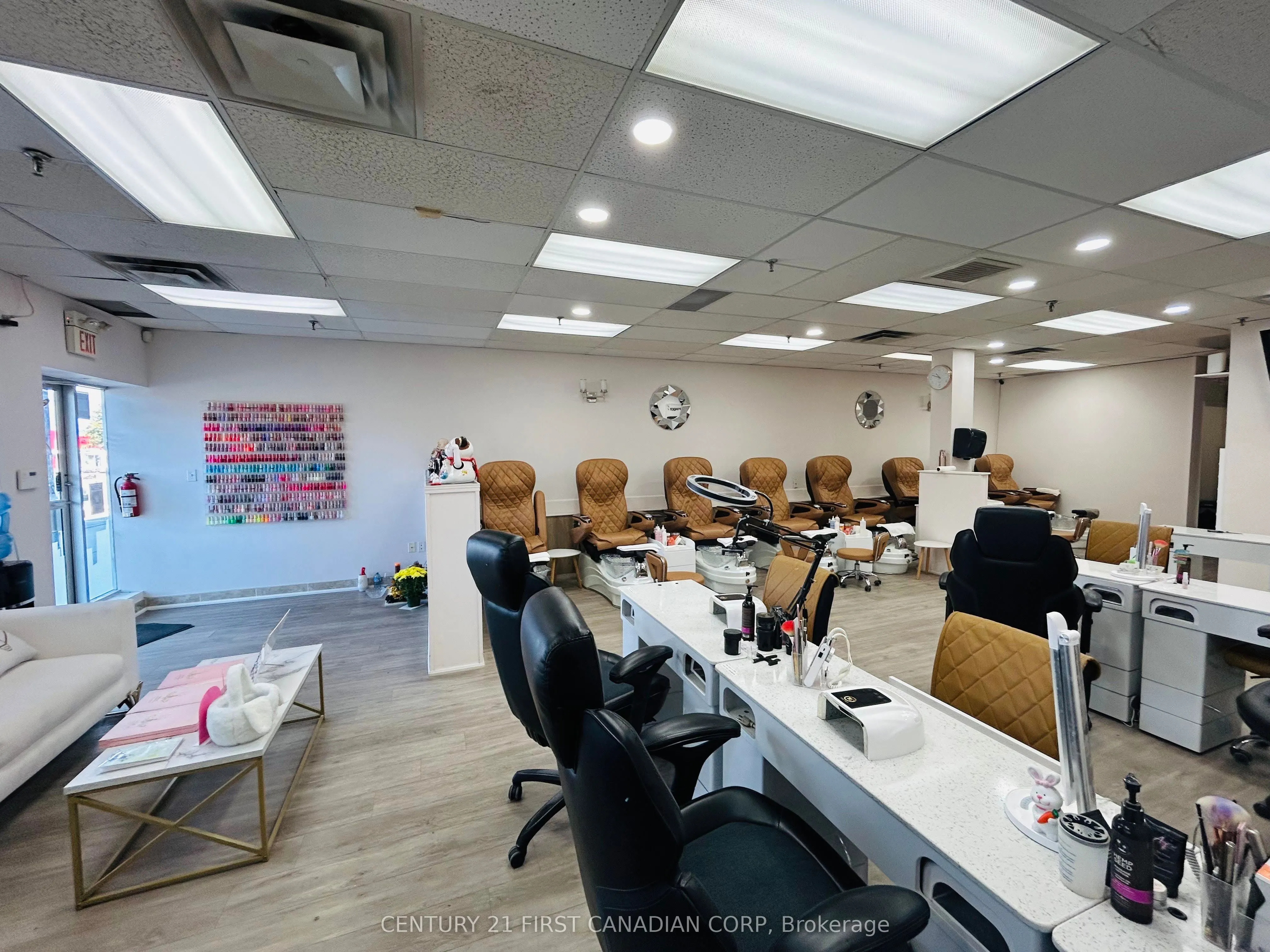 11 Baseline Road E, #3