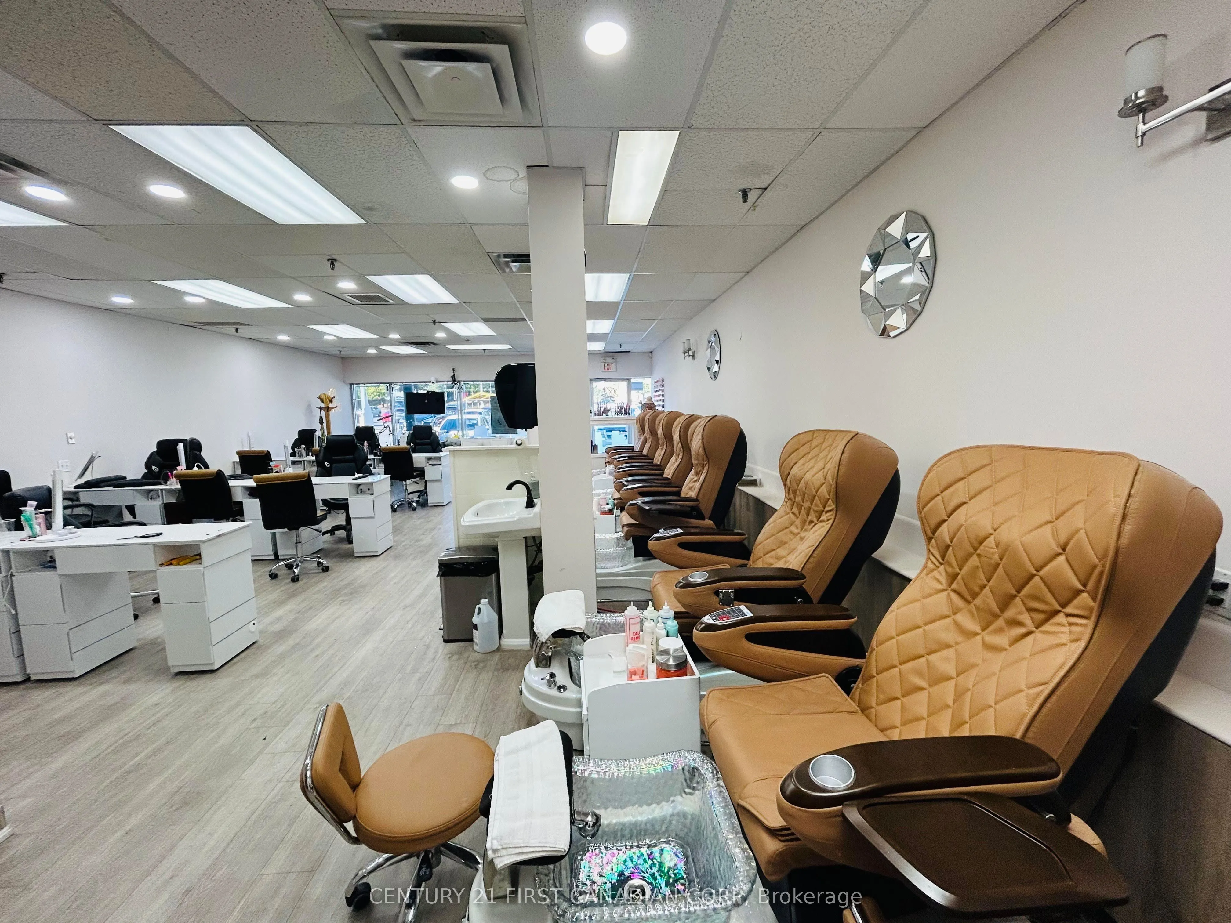 11 Baseline Road E, #3