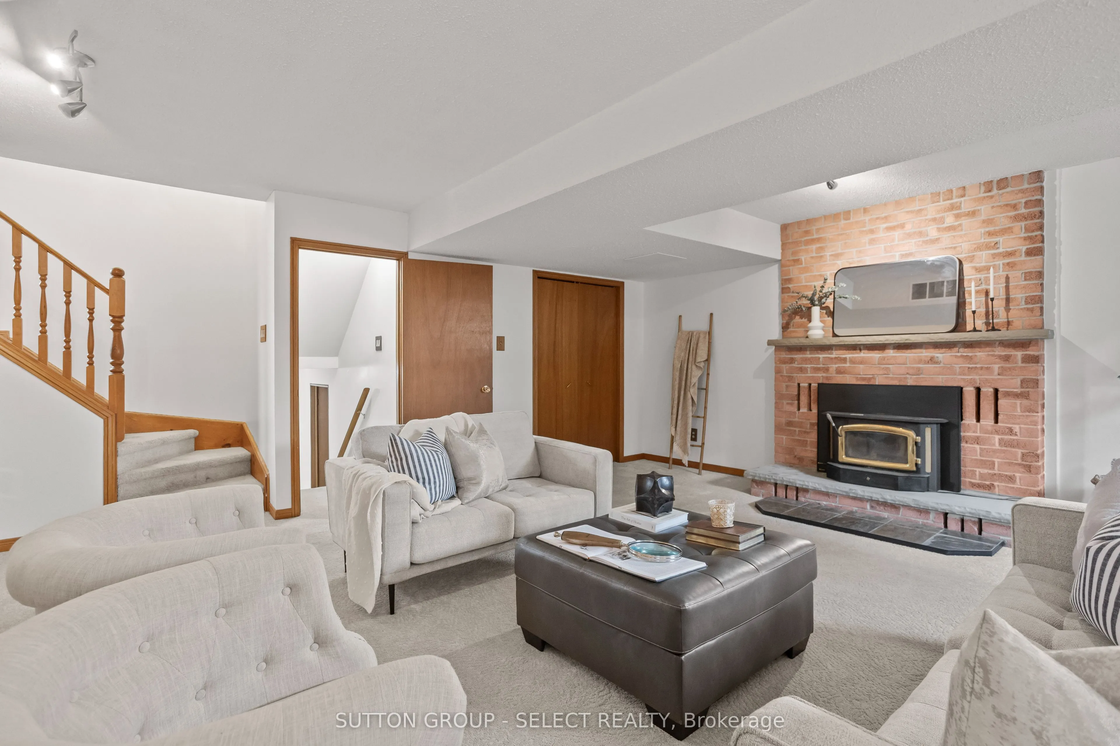 1615 Jalna Boulevard