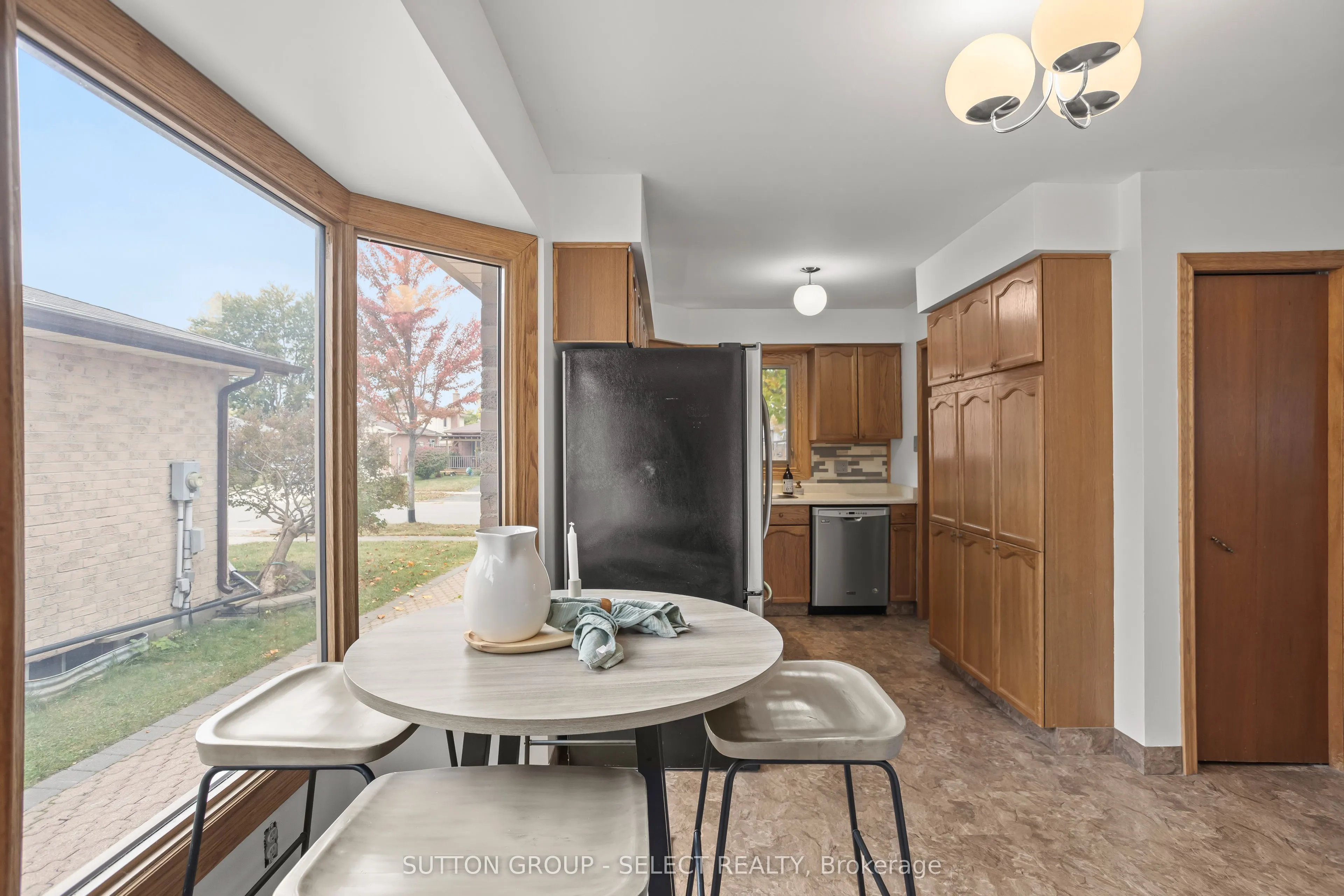 1615 Jalna Boulevard