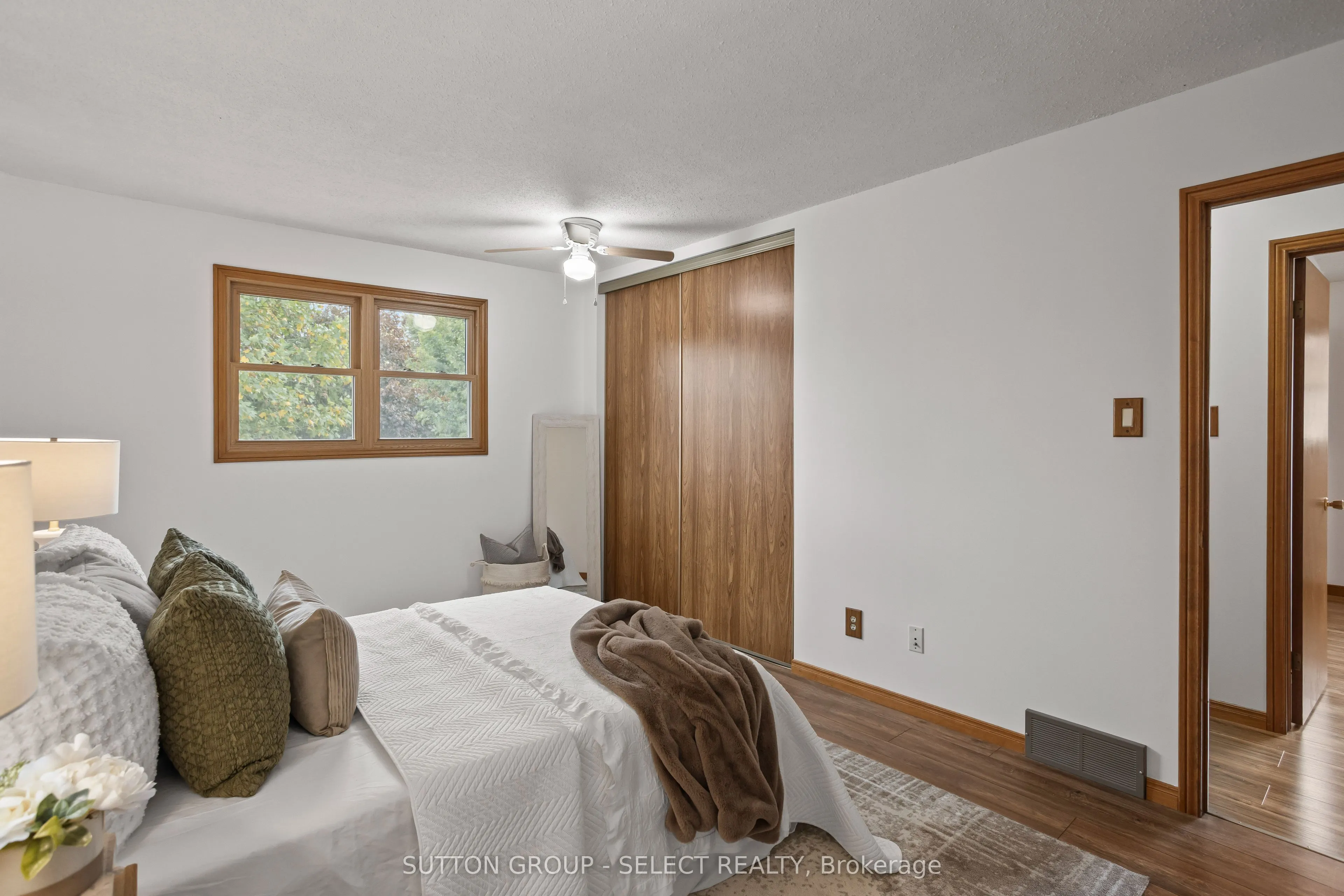 1615 Jalna Boulevard