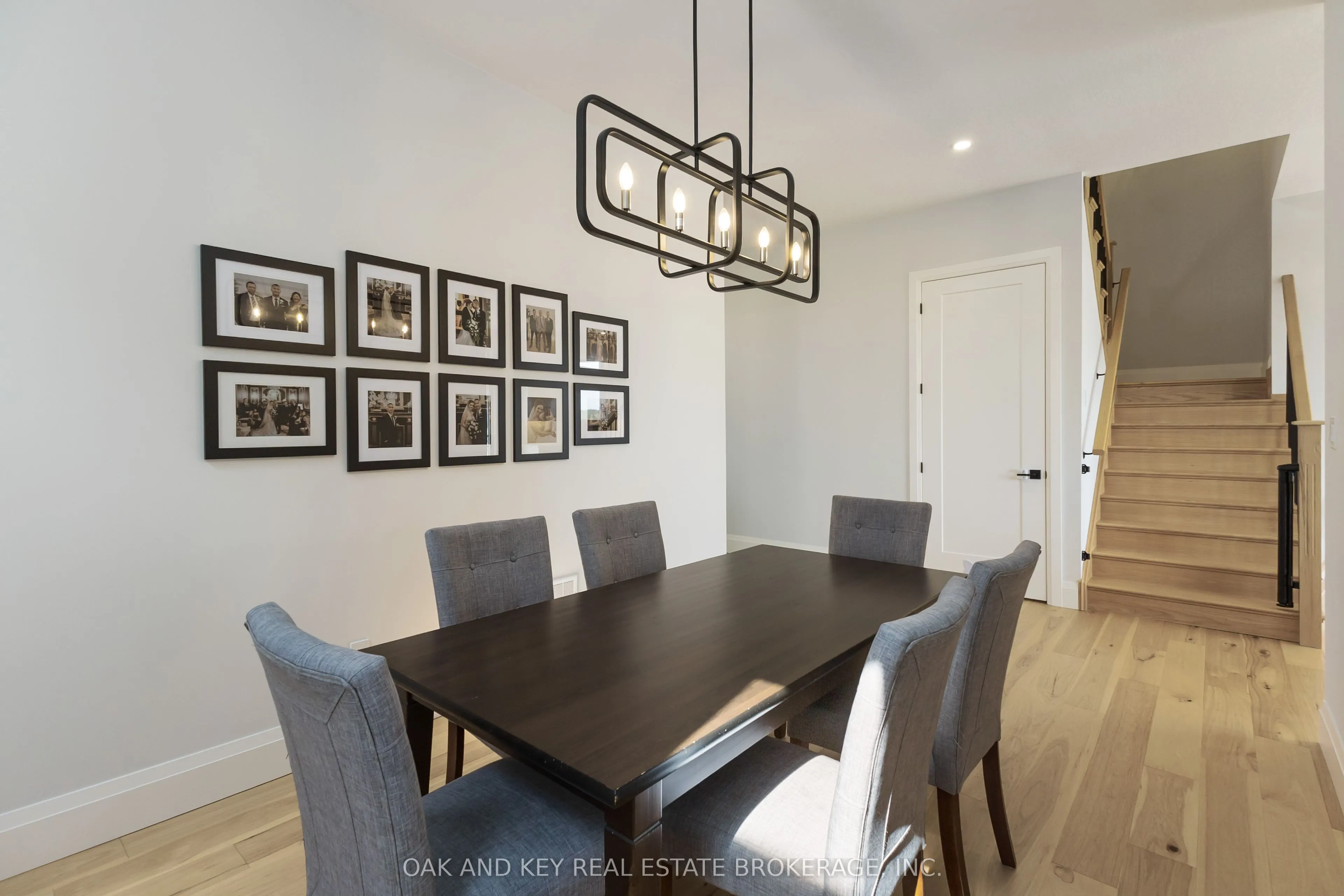119 DAVENTRY Way
