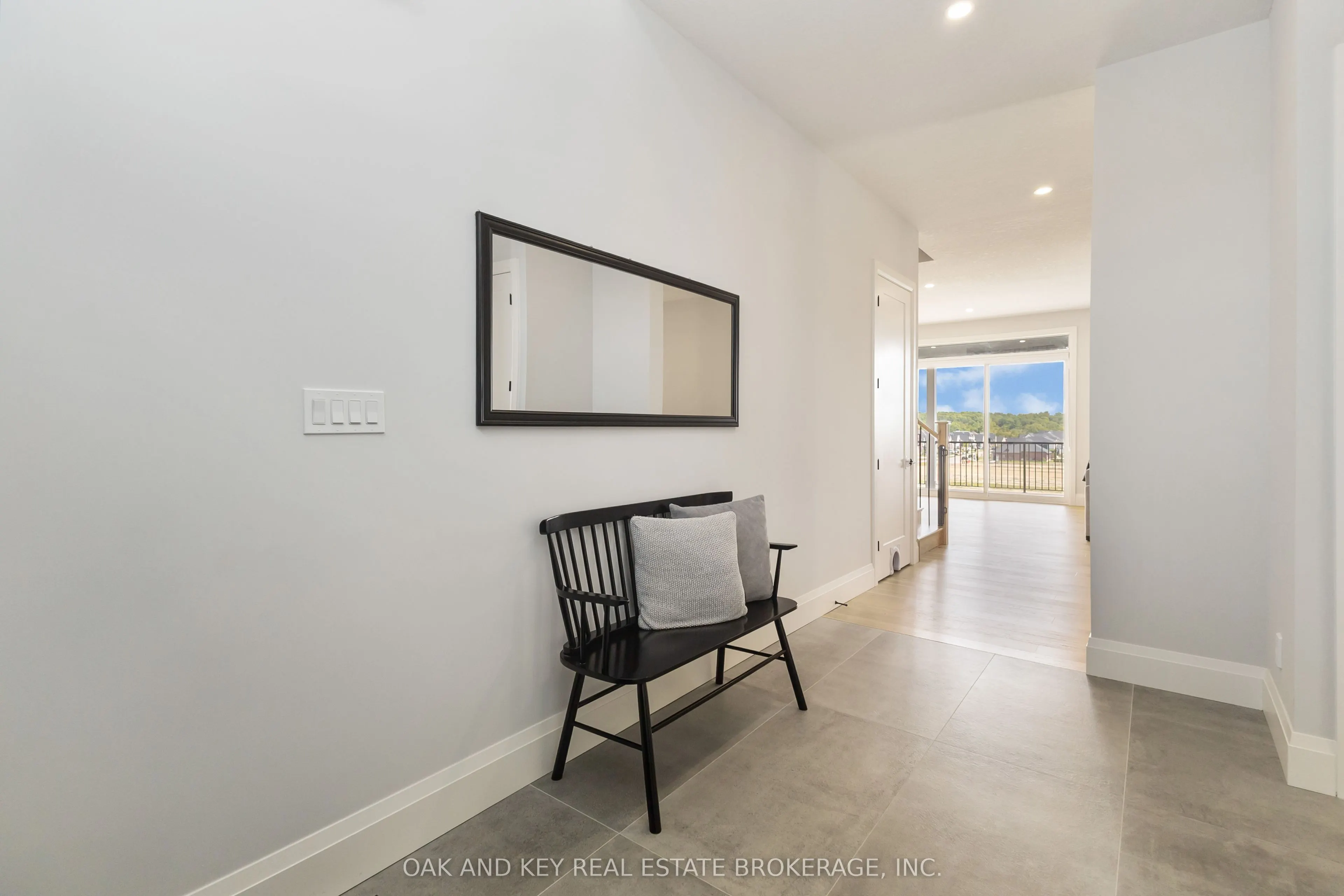 119 DAVENTRY Way