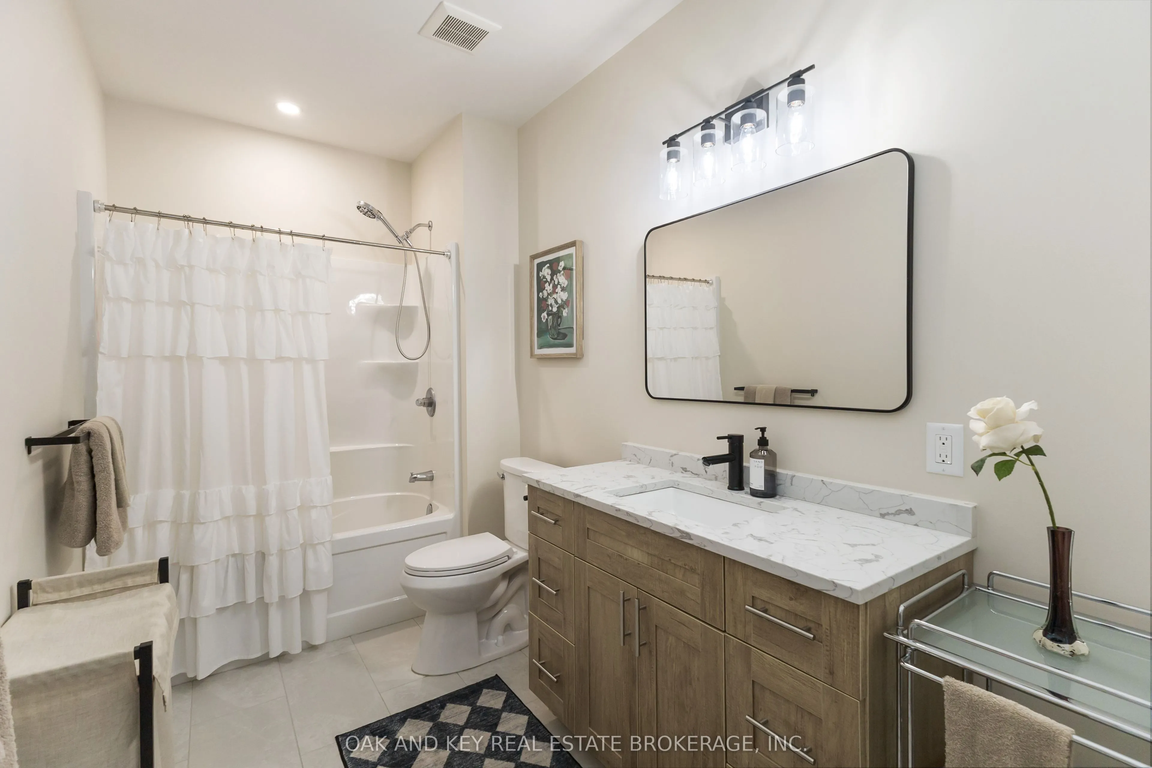 119 DAVENTRY Way